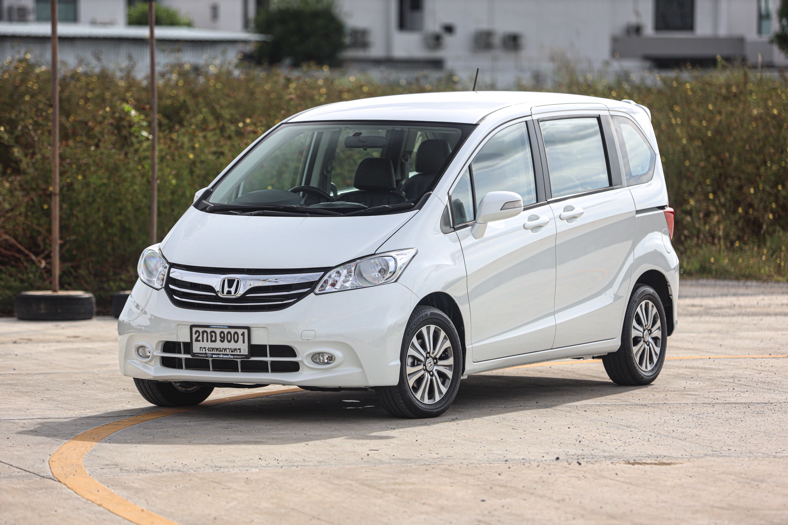 Honda Freed 1.5 EL AT PF-รถบ้านมือสอง