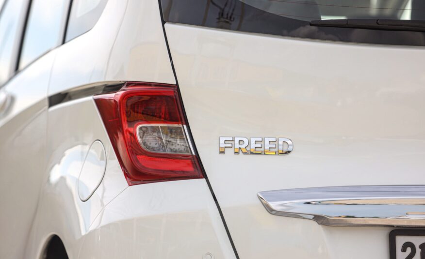 Honda Freed 1.5 EL AT PF-รถบ้านมือสอง