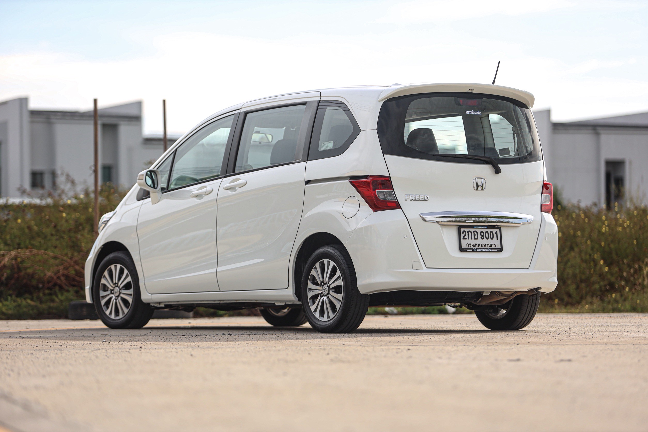 Honda Freed 1.5 EL AT PF-รถบ้านมือสอง