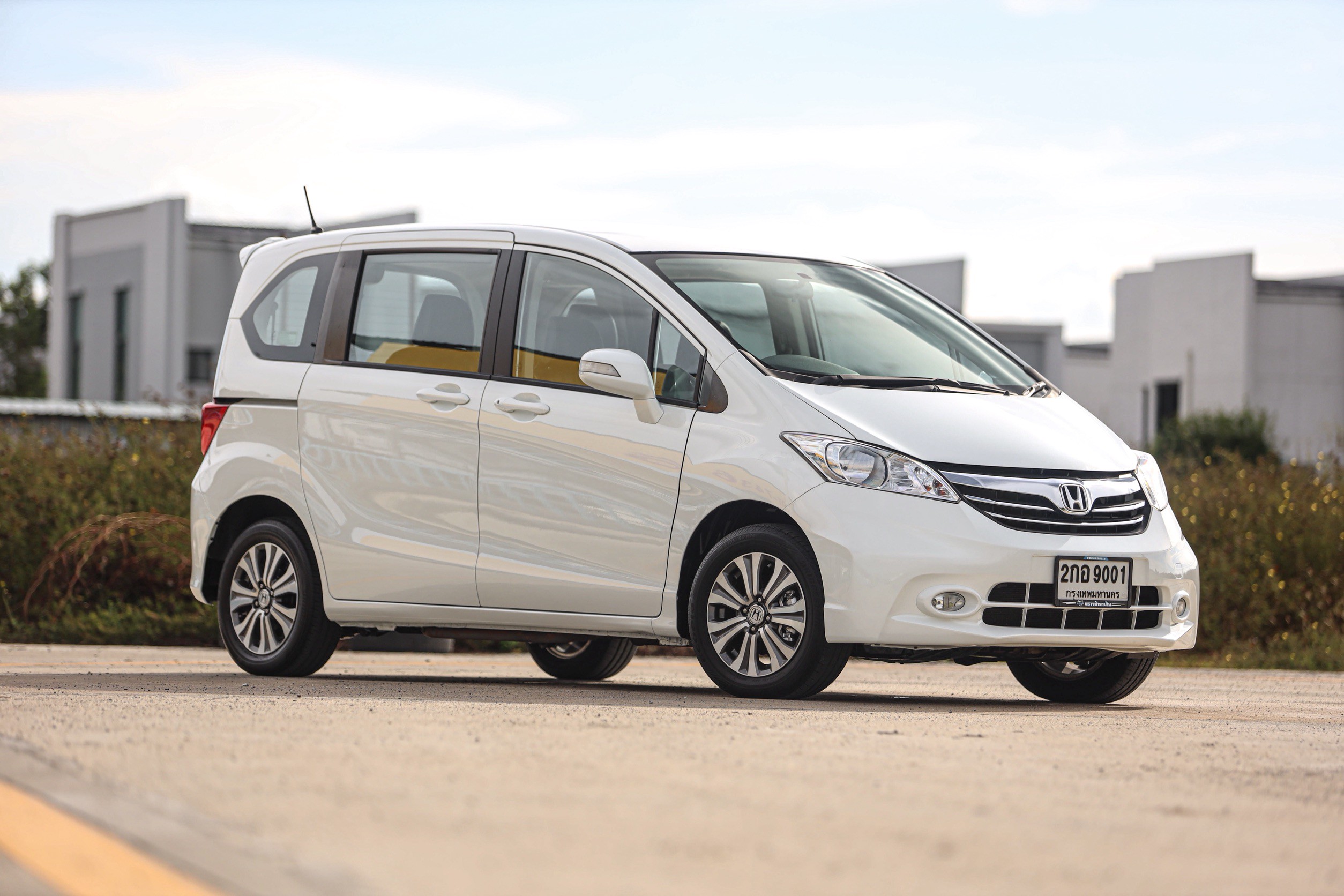 Honda Freed 1.5 EL AT PF-รถบ้านมือสอง