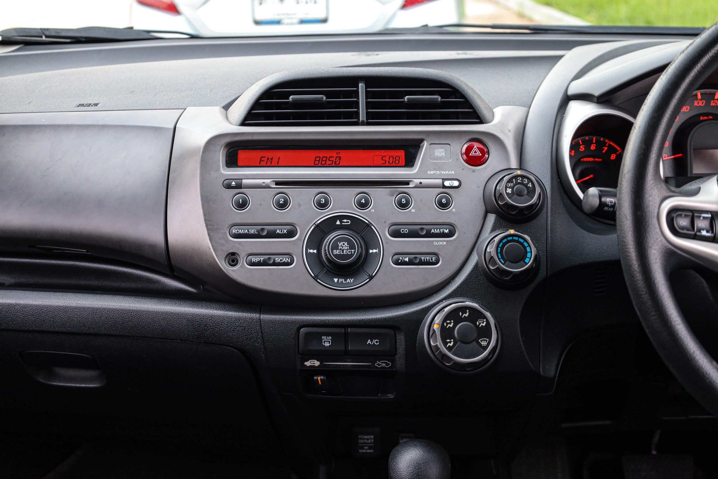 Honda Jazz Ge V AT PF-รถบ้านมือสอง