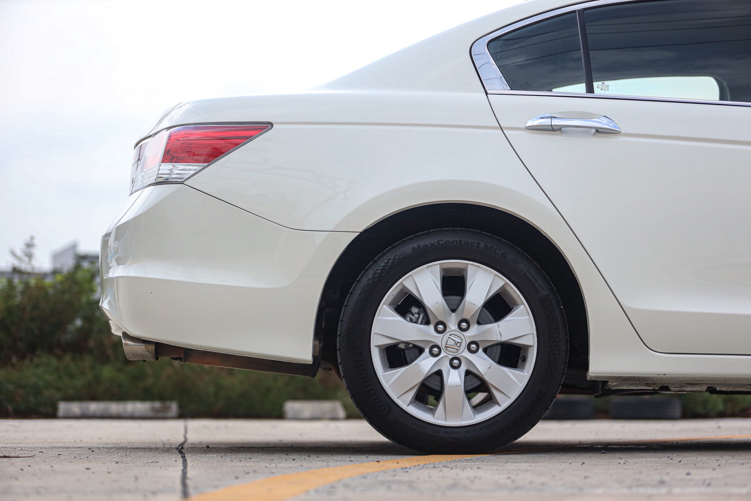 Honda Accord 2.0 E PF-รถบ้านมือสอง