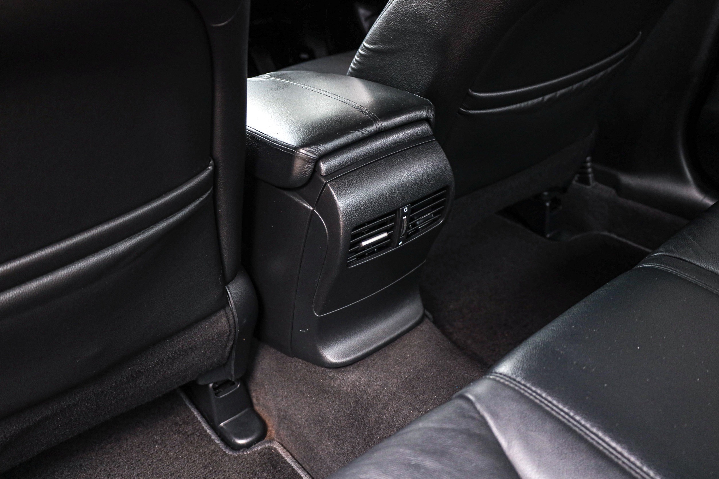 Honda Accord 2.0 E PF-รถบ้านมือสอง