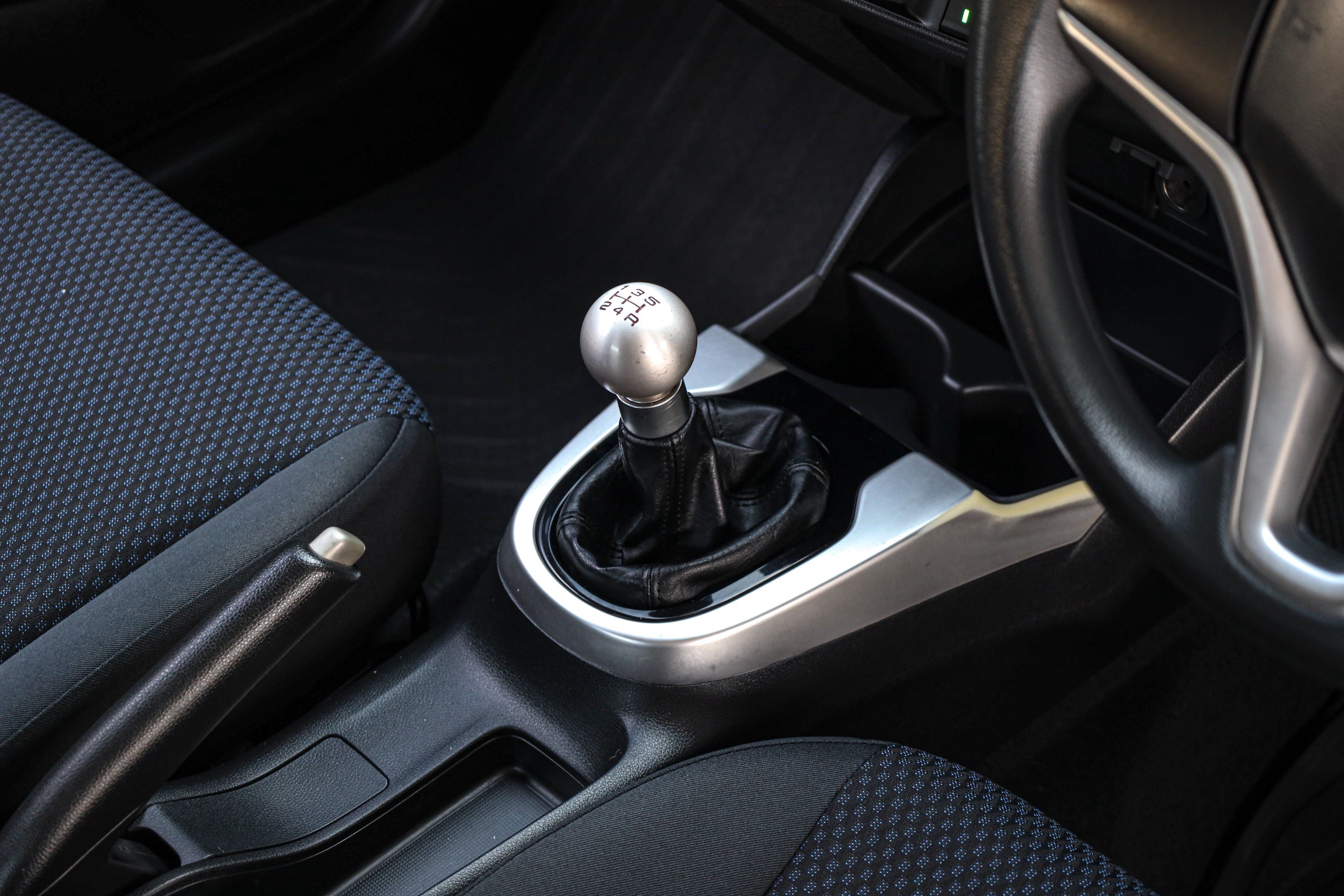 Honda Jazz GK S MT PF-รถบ้านมือสอง