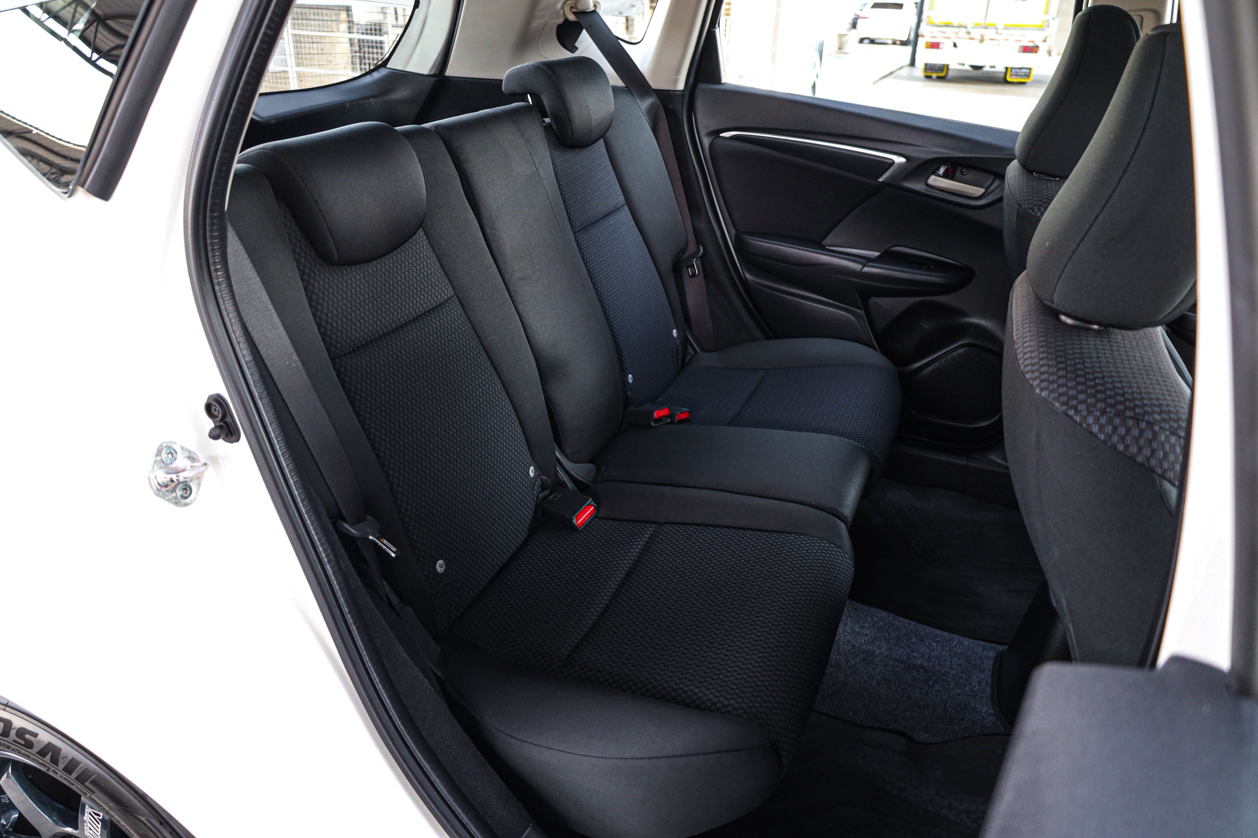 Honda Jazz GK S MT PF-รถบ้านมือสอง