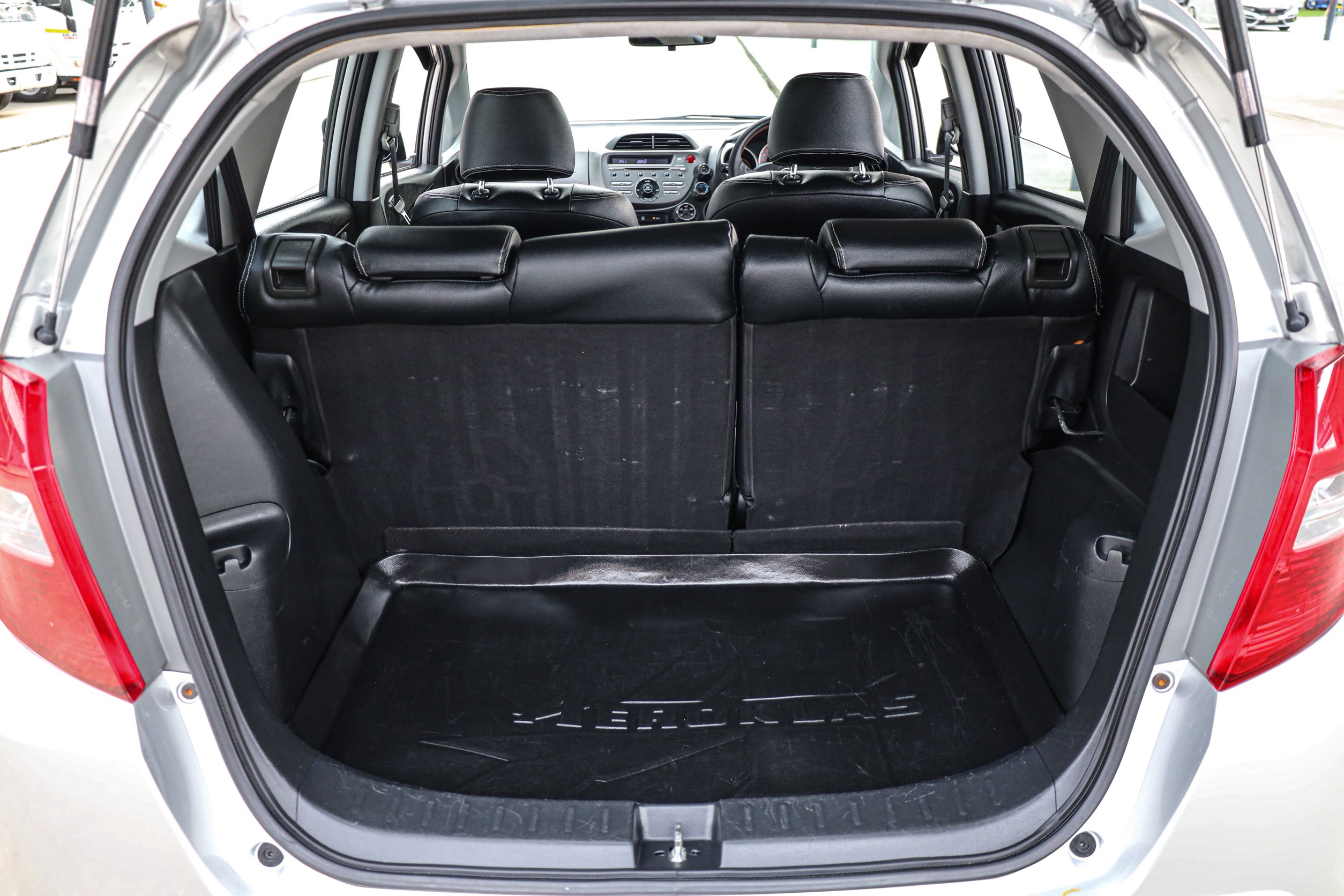 Honda Jazz Ge V AT PF-รถบ้านมือสอง