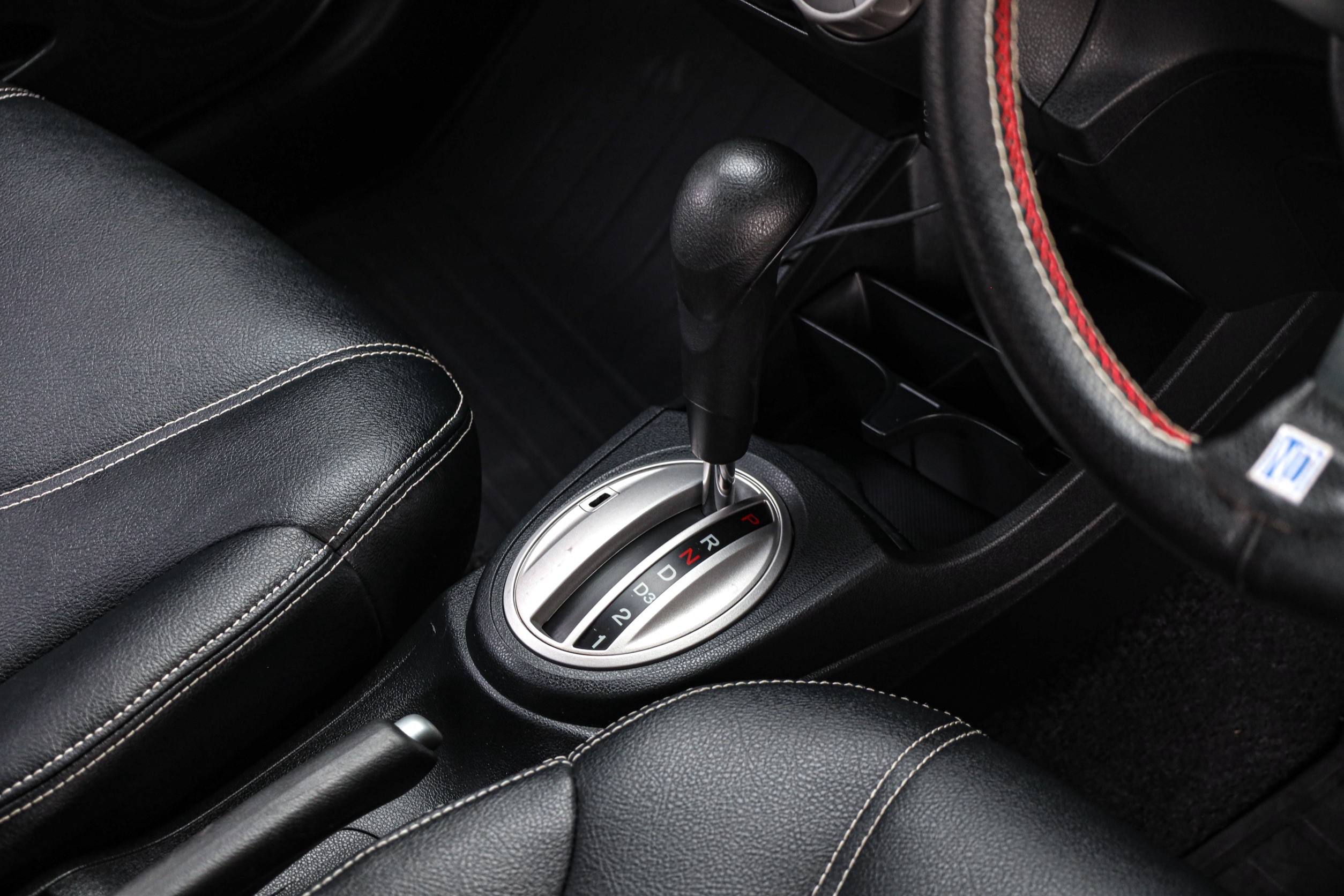 Honda Jazz Ge V AT PF-รถบ้านมือสอง