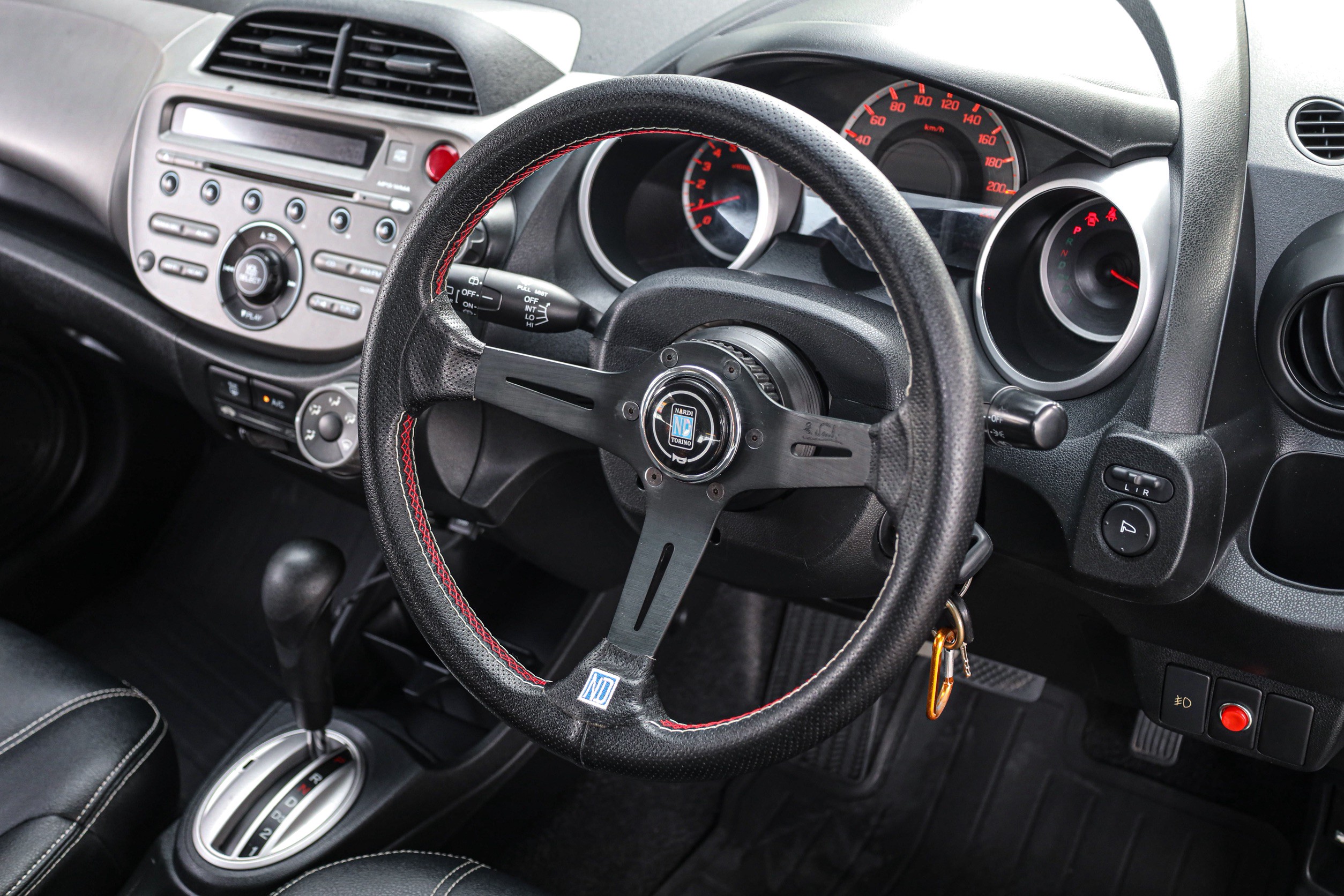 Honda Jazz Ge V AT PF-รถบ้านมือสอง