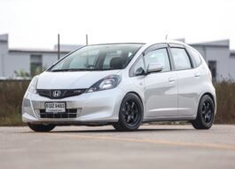 Honda Jazz Ge V AT PF-รถบ้านมือสอง