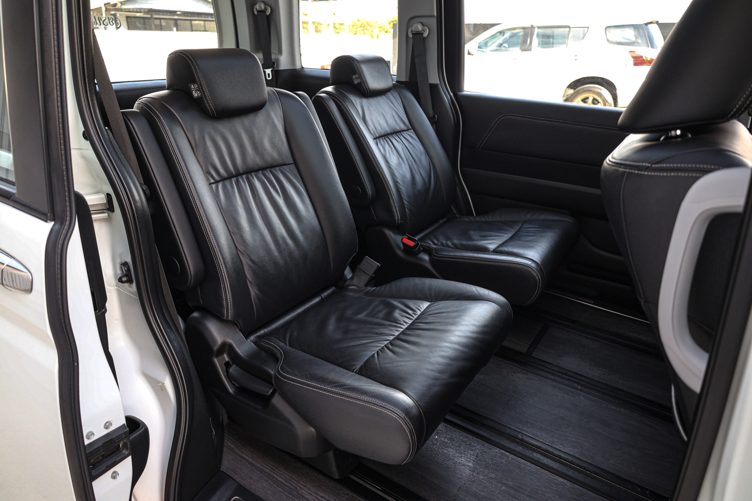 Honda Stepwagon Spada 2.0 EL PF-รถบ้านมือสอง