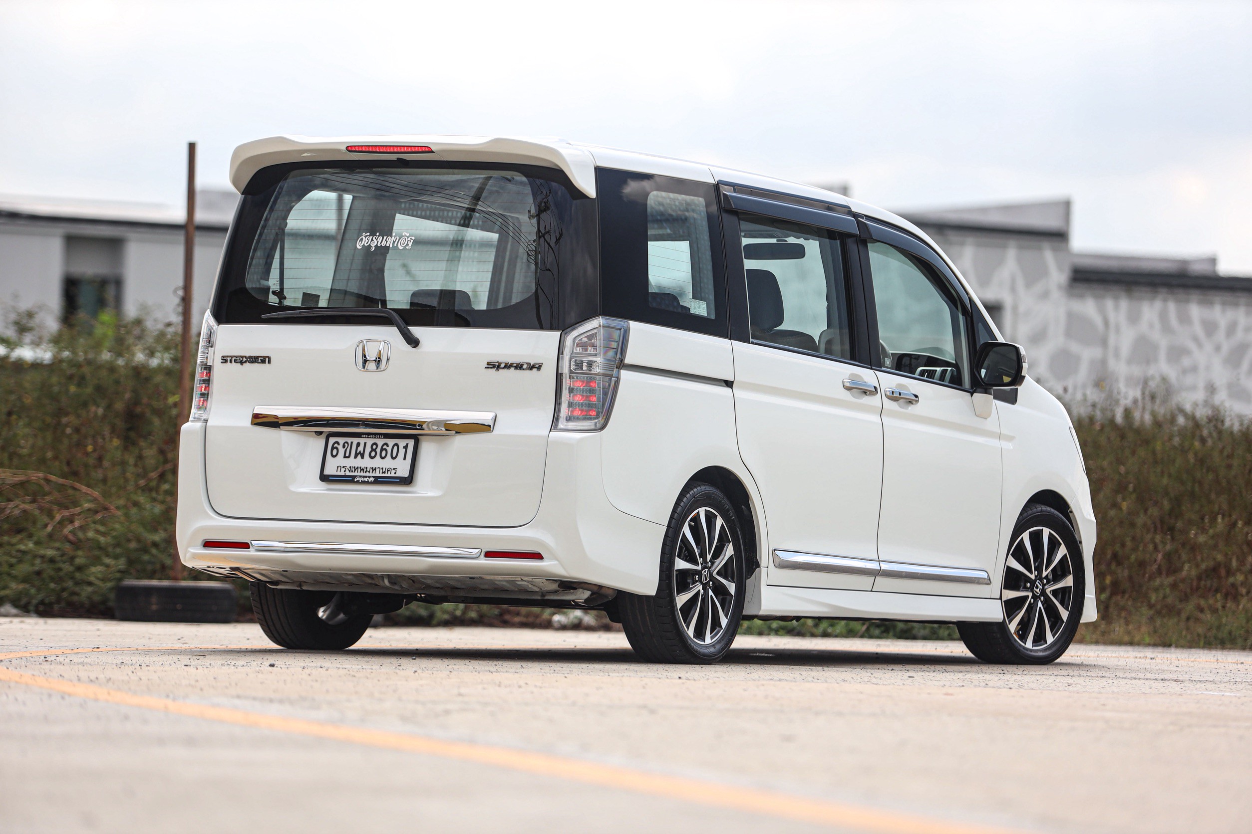 Honda Stepwagon Spada 2.0 EL PF-รถบ้านมือสอง