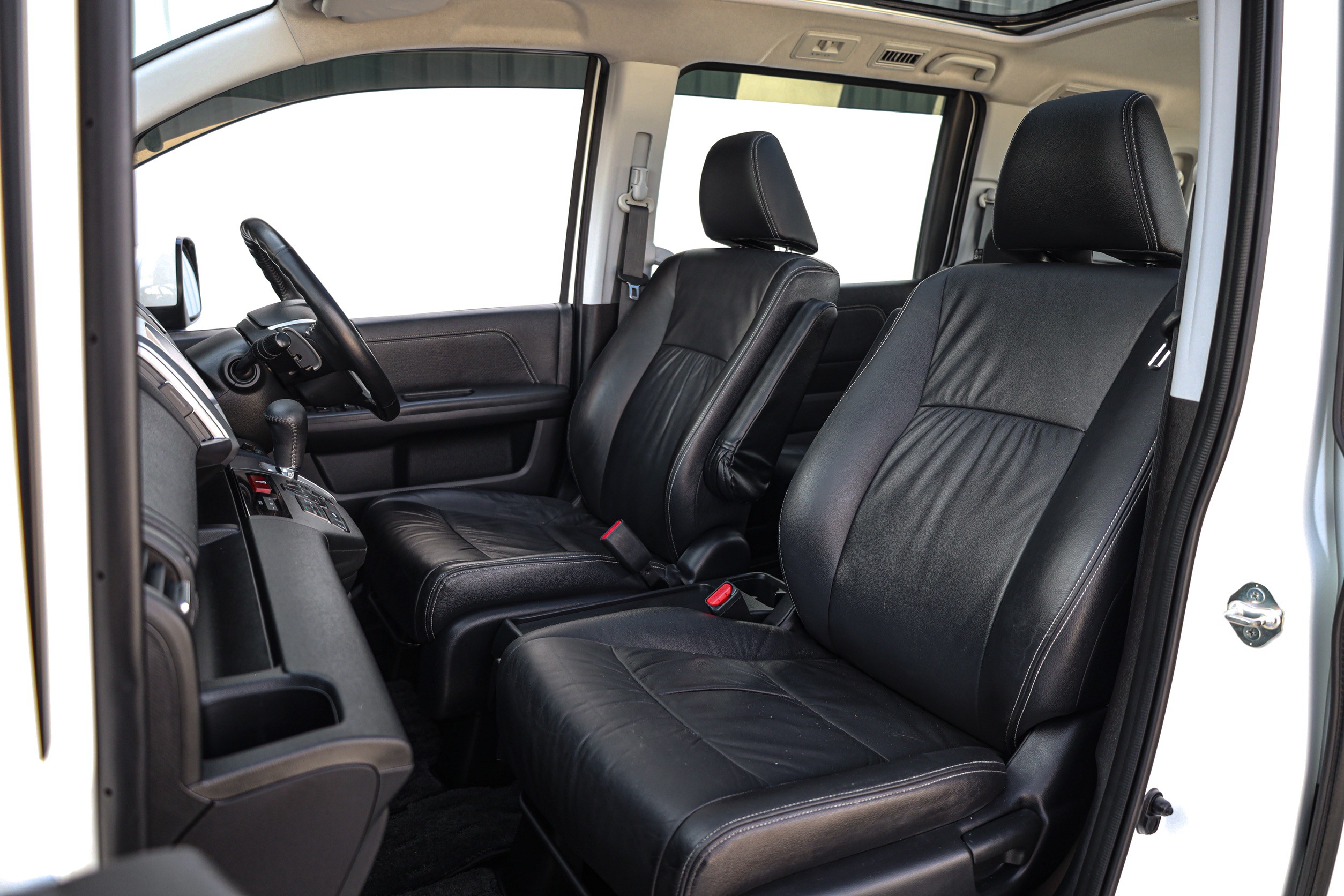 Honda Stepwagon Spada 2.0 EL PF-รถบ้านมือสอง