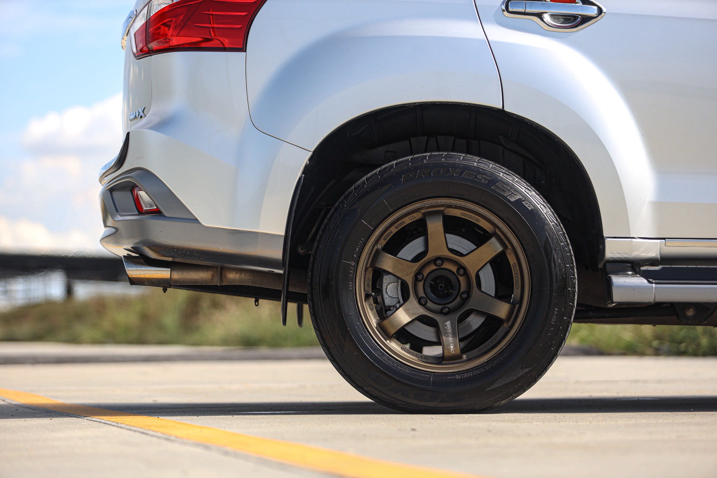 Isuzu Mu-x 3.0 Da Dvd PF-รถบ้านมือสอง