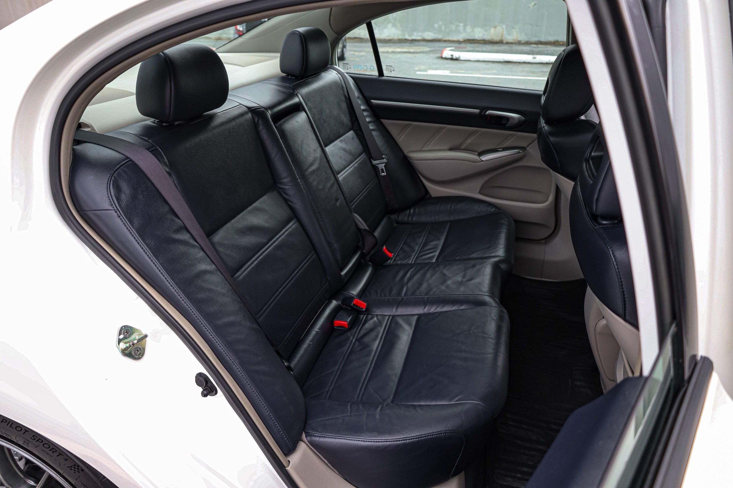 Honda Civic FD 2.0 EL PF-รถบ้านมือสอง