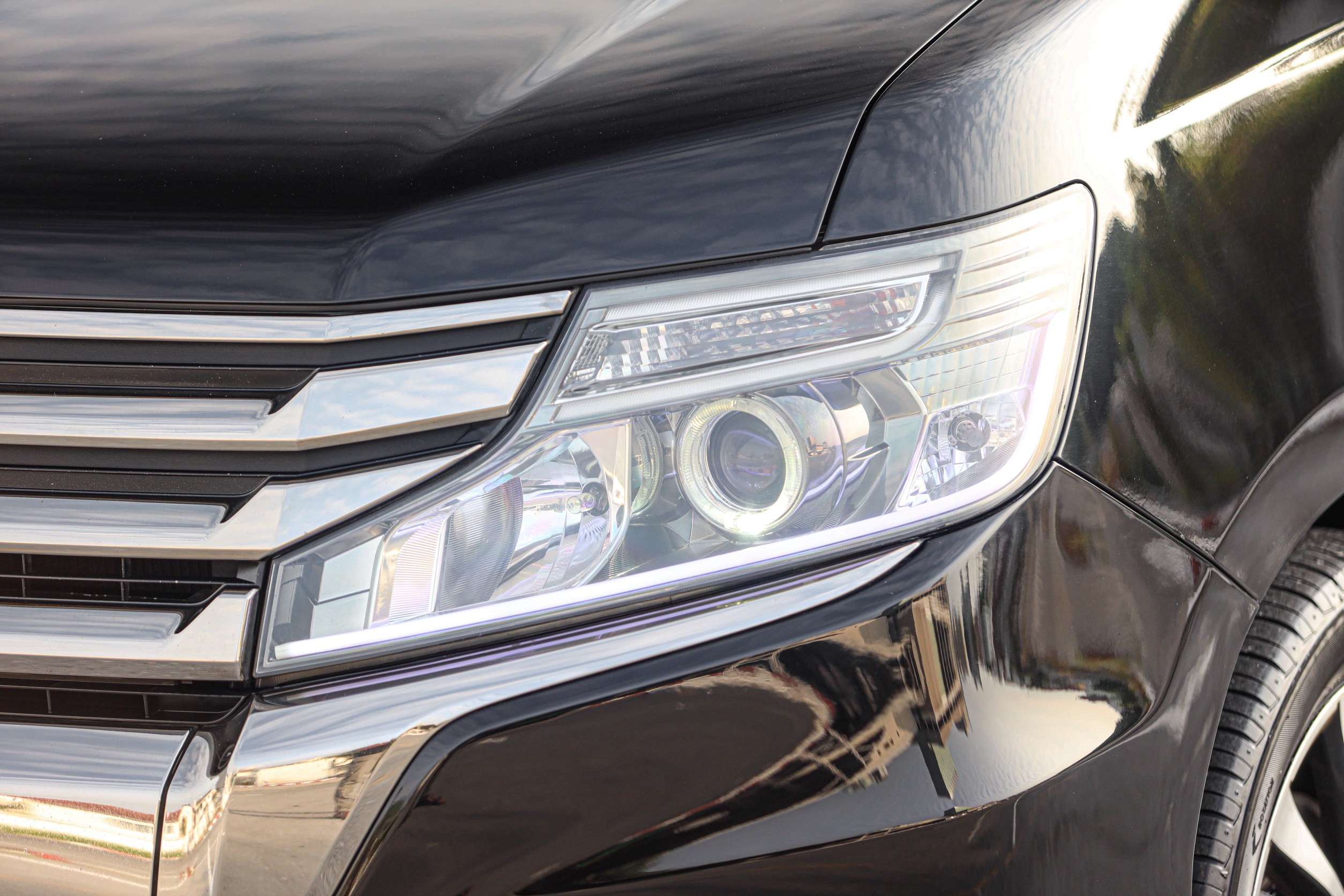 Honda Stepwagon Spada 2.0 EL PF-รถบ้านมือสอง