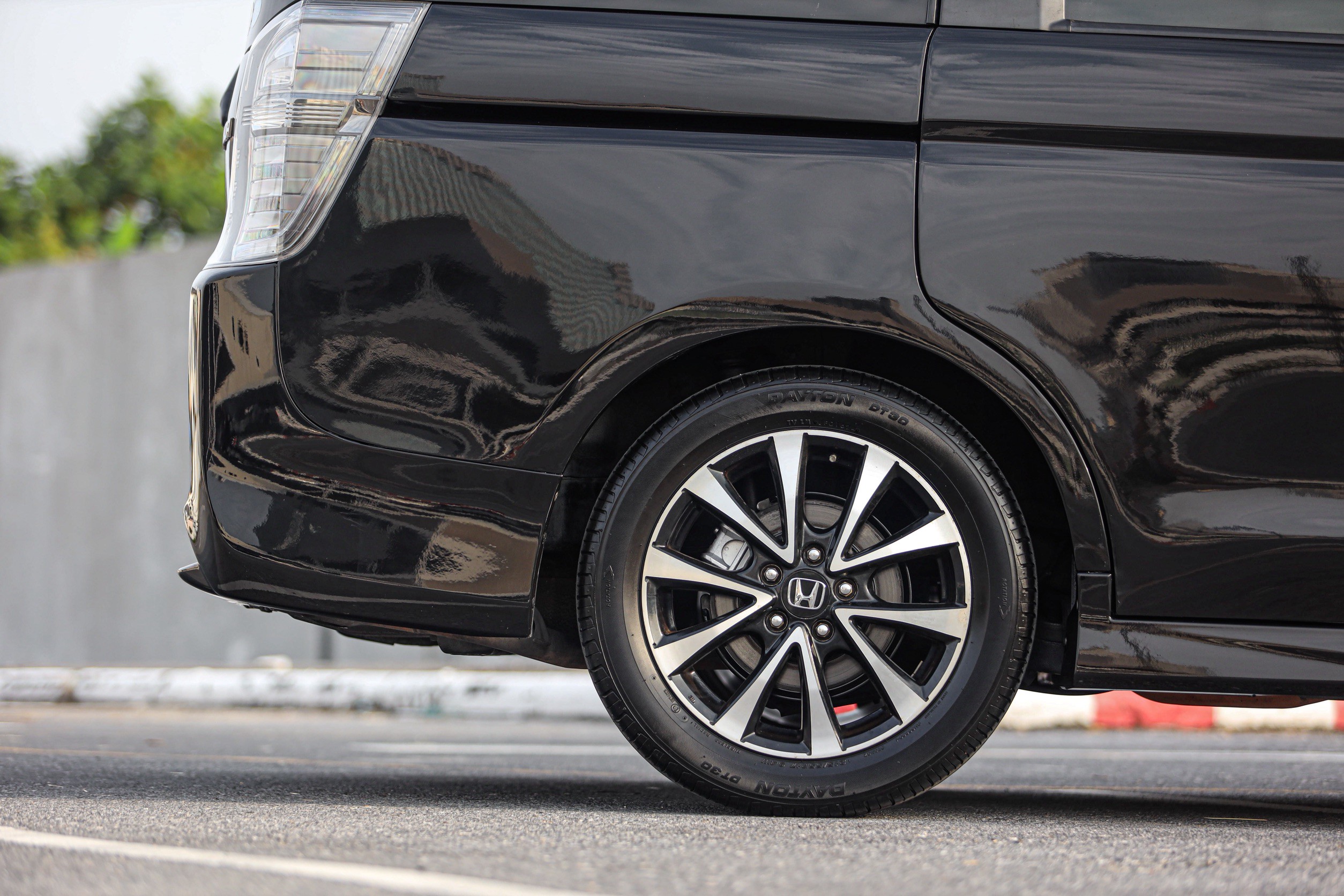 Honda Stepwagon Spada 2.0 EL PF-รถบ้านมือสอง