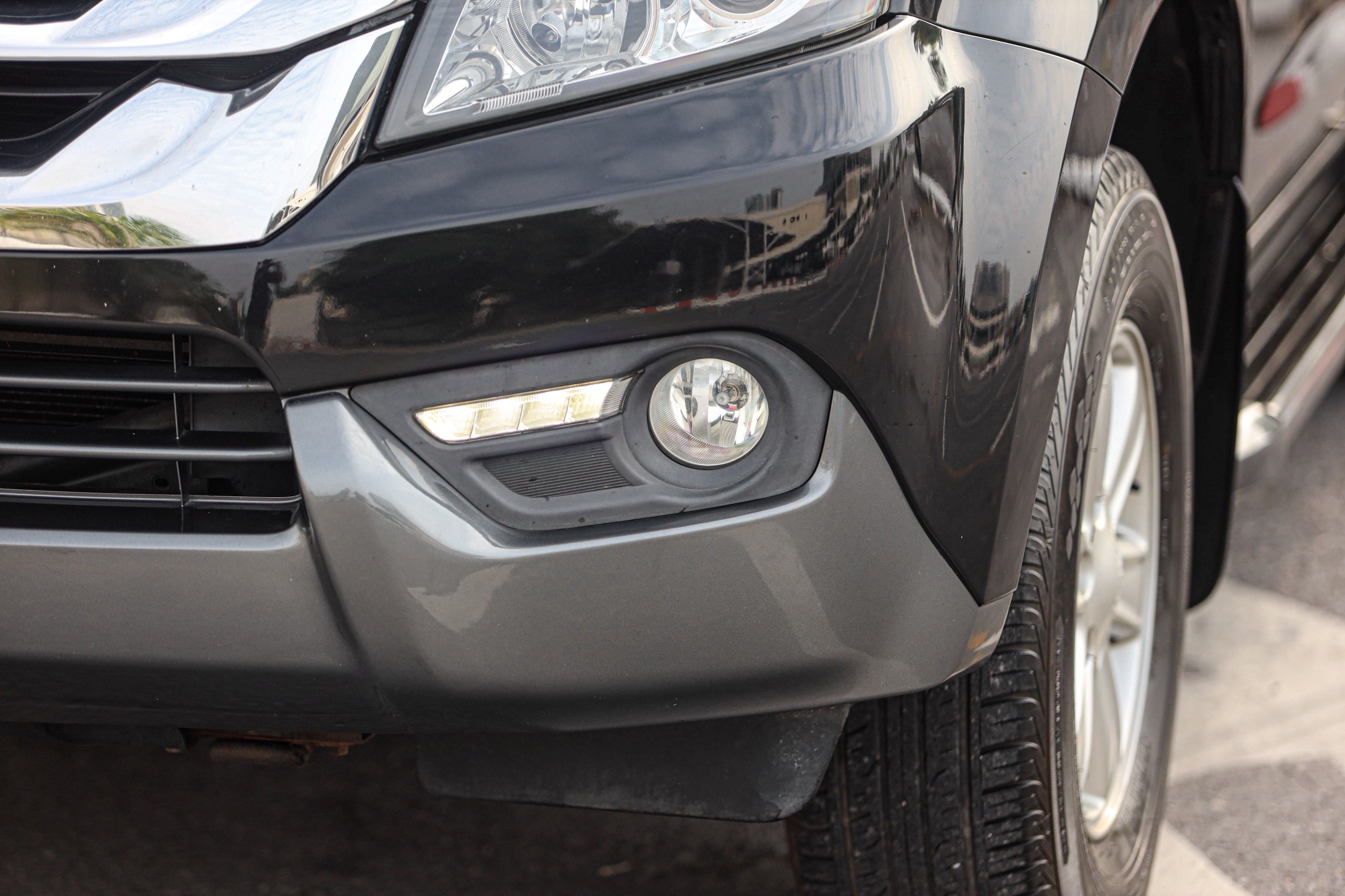 Isuzu Mu-x 2.5 PF-รถบ้านมือสอง