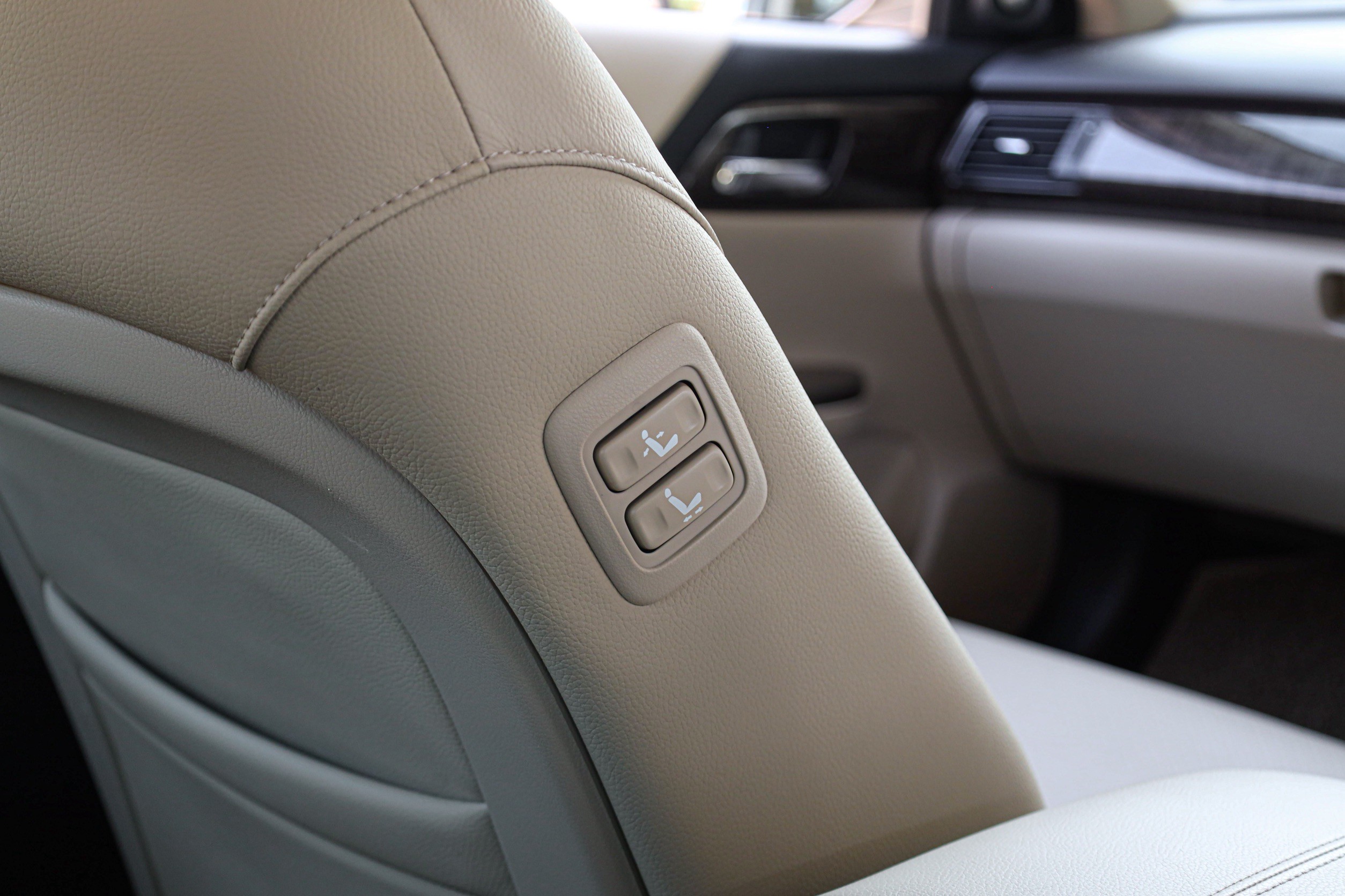 Honda Accord 2.4 EL Navi PF-รถบ้านมือสอง