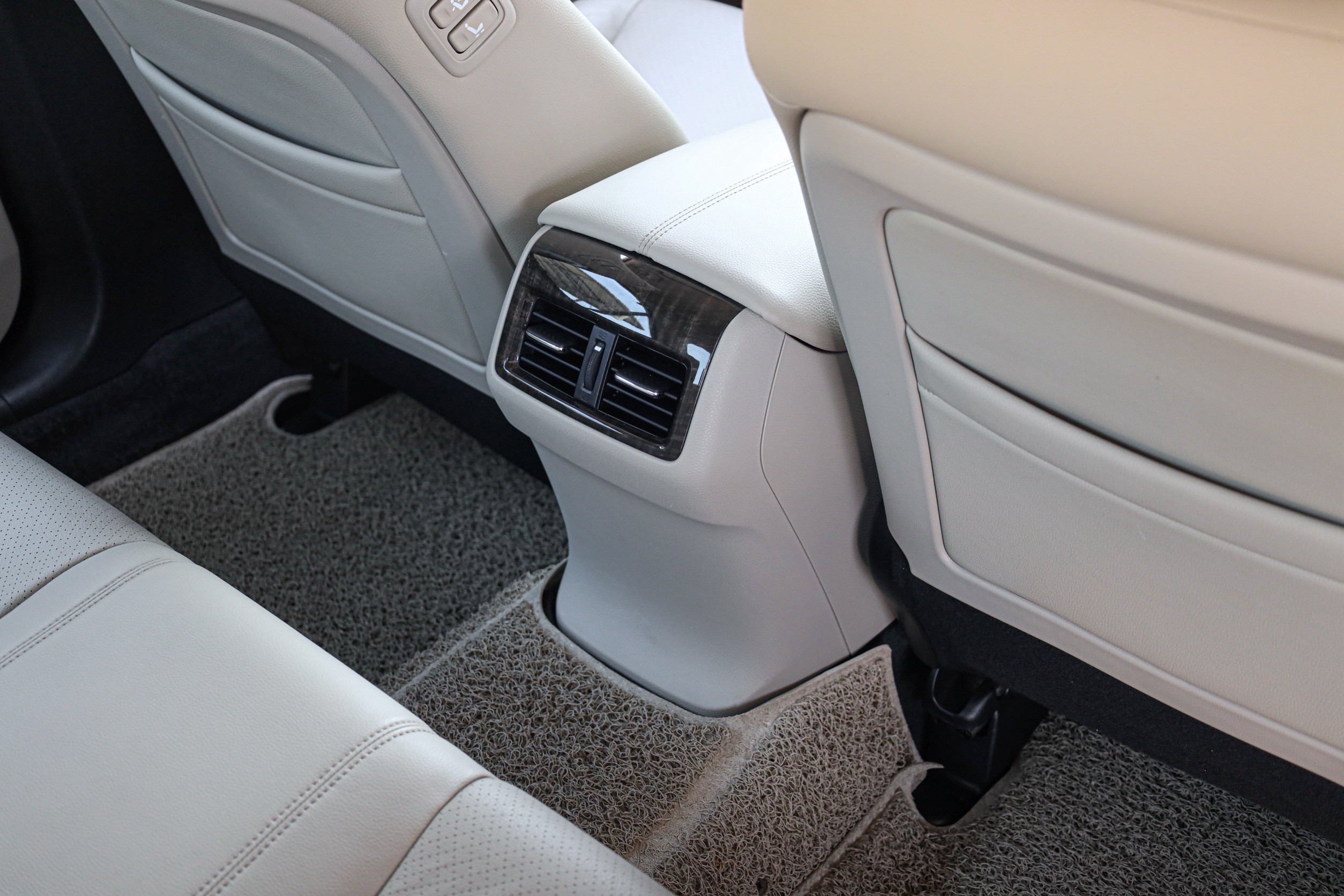 Honda Accord 2.4 EL Navi PF-รถบ้านมือสอง