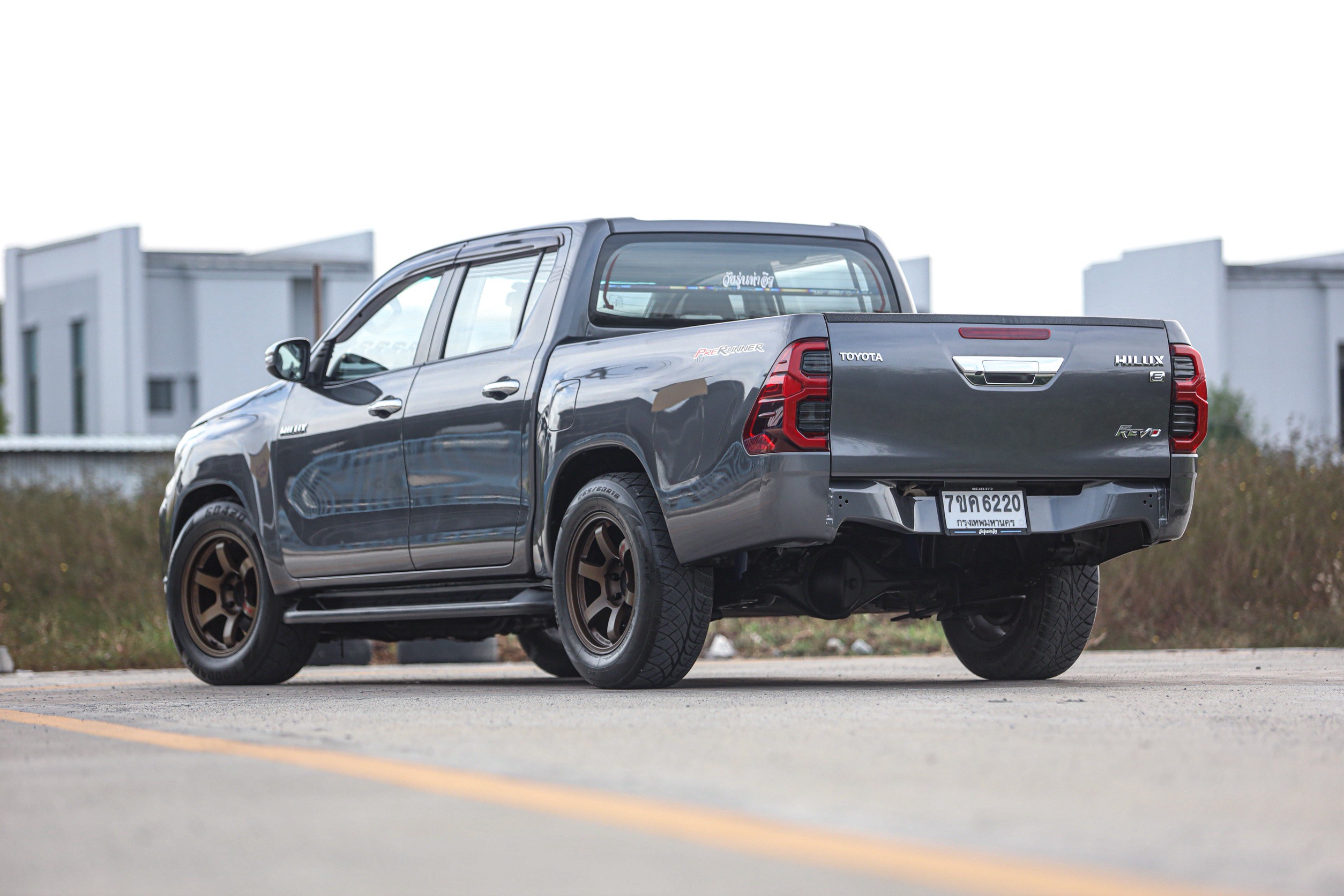 Toyota Hilux Revo 2.4 E MT PF-รถบ้านมือสอง