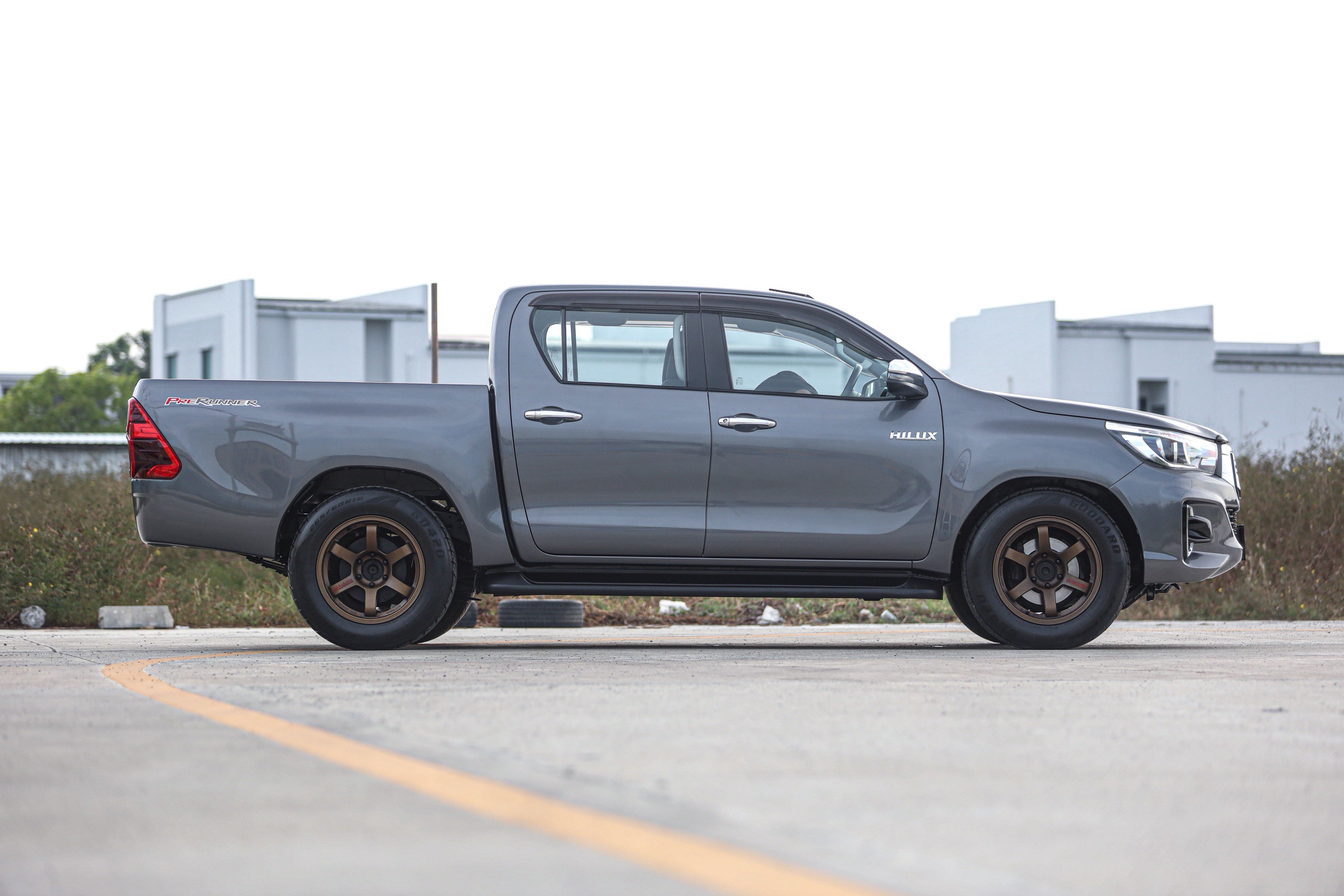 Toyota Hilux Revo 2.4 E MT PF-รถบ้านมือสอง