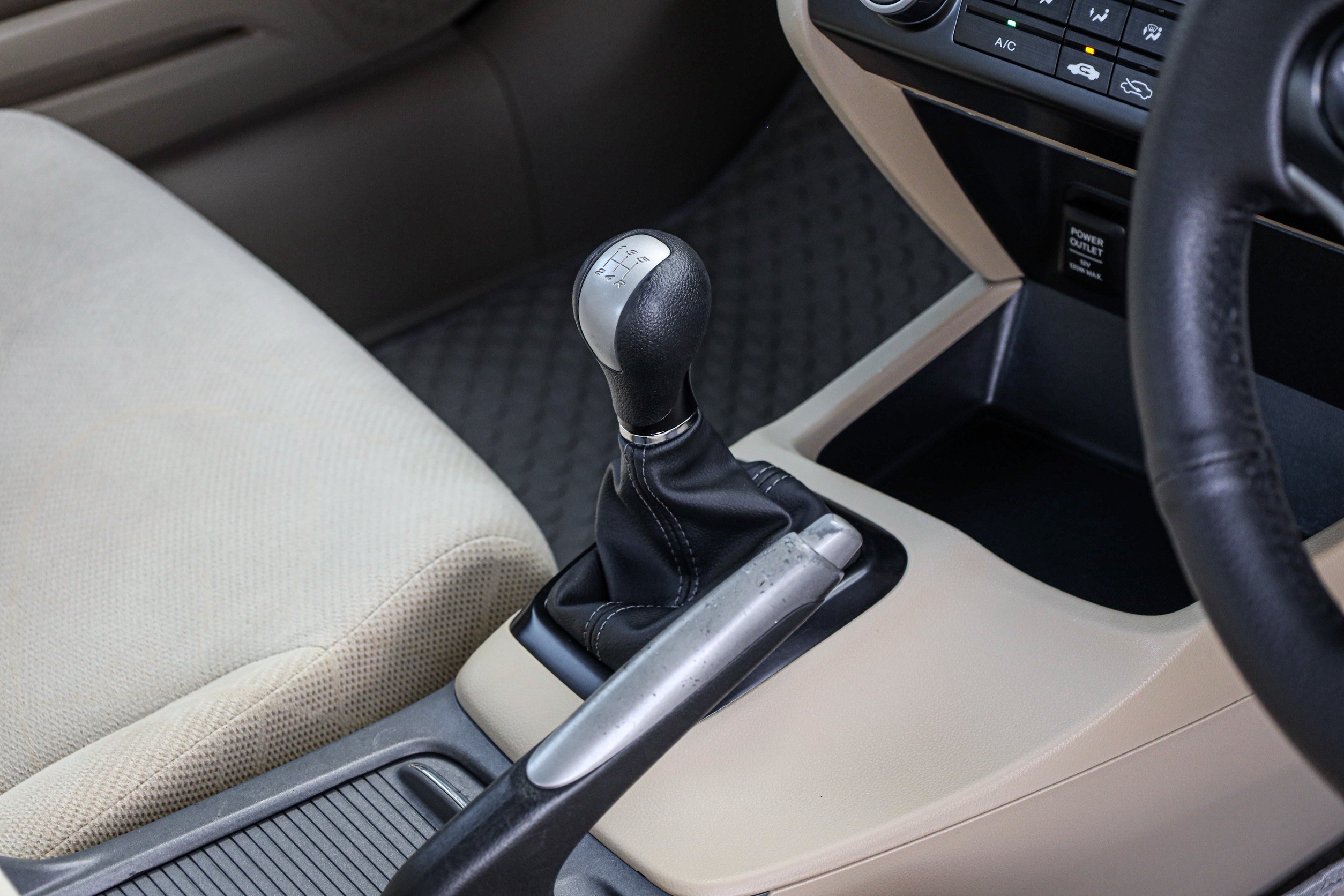 Honda Civic FB 1.8 S MT PF-รถบ้านมือสอง