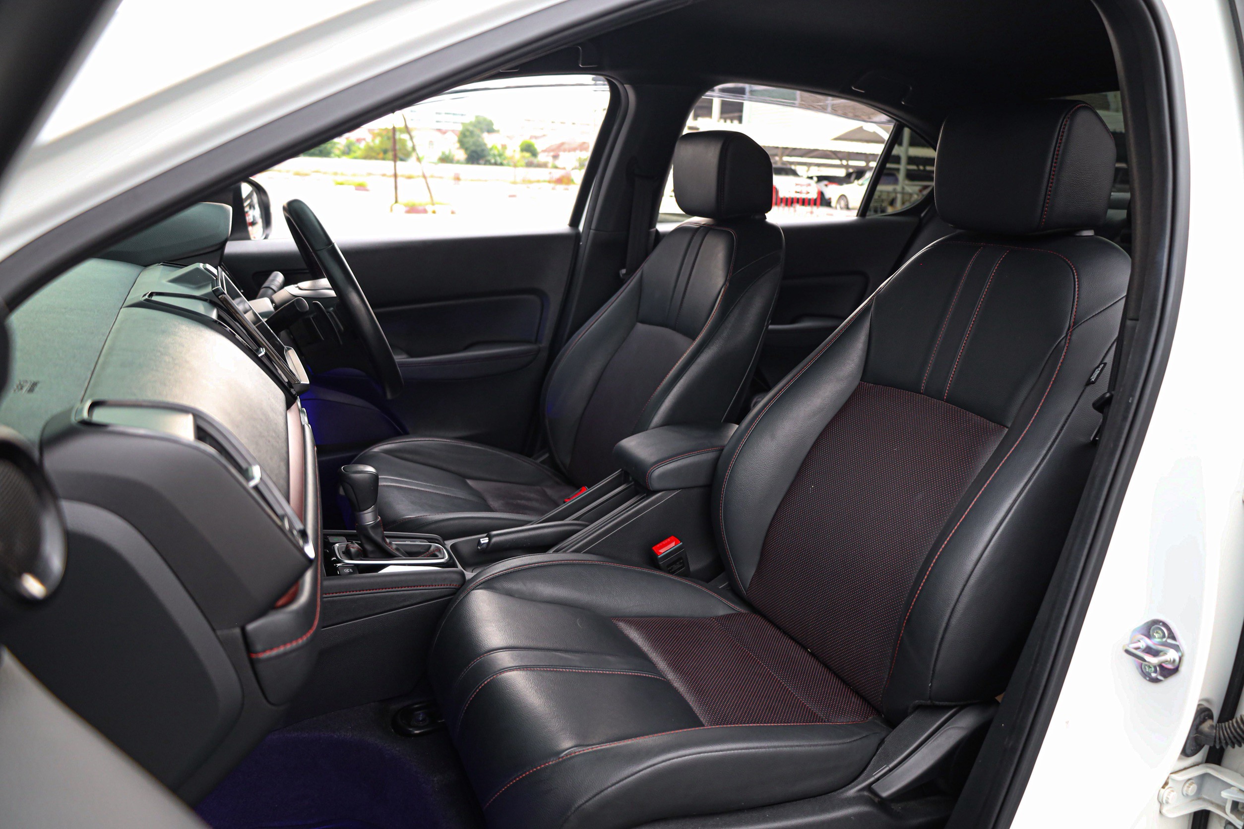 Honda City Rs PF-รถบ้านมือสอง