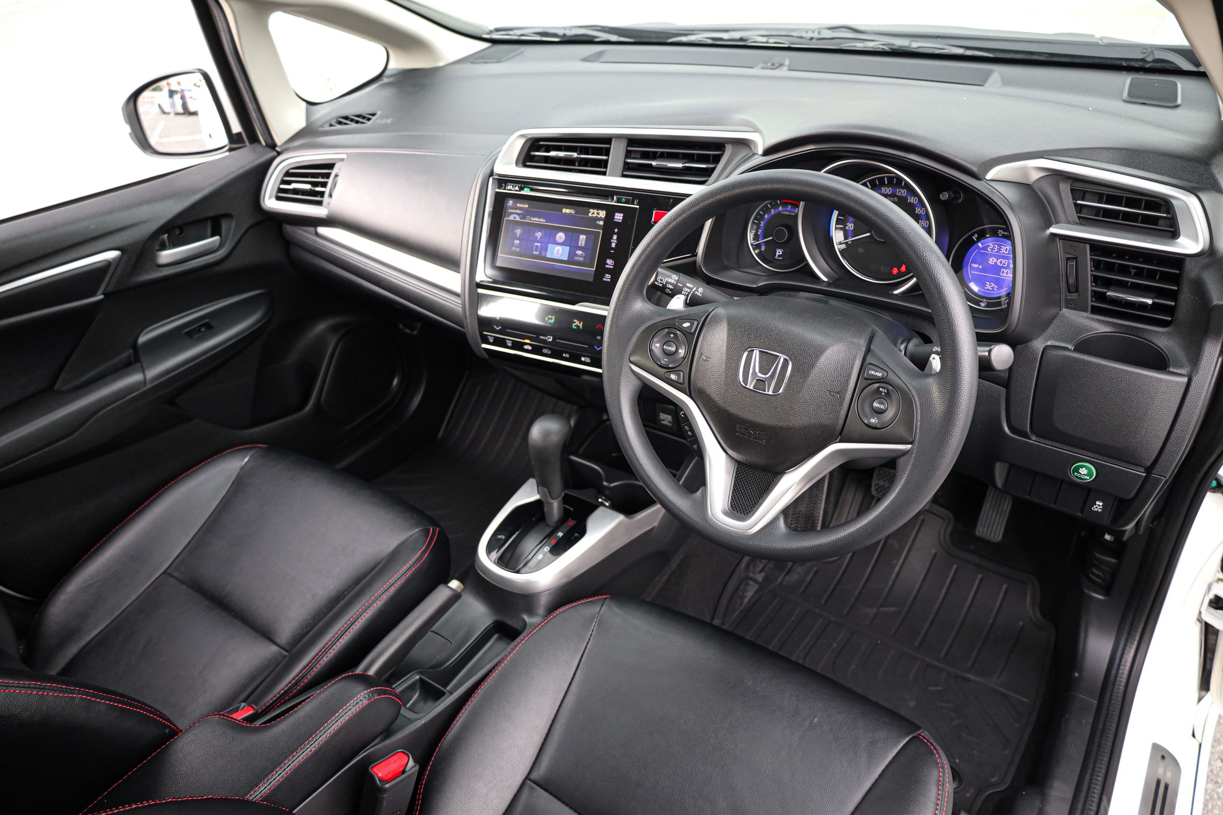 Honda Jazz GK SV PF-รถบ้านมือสอง