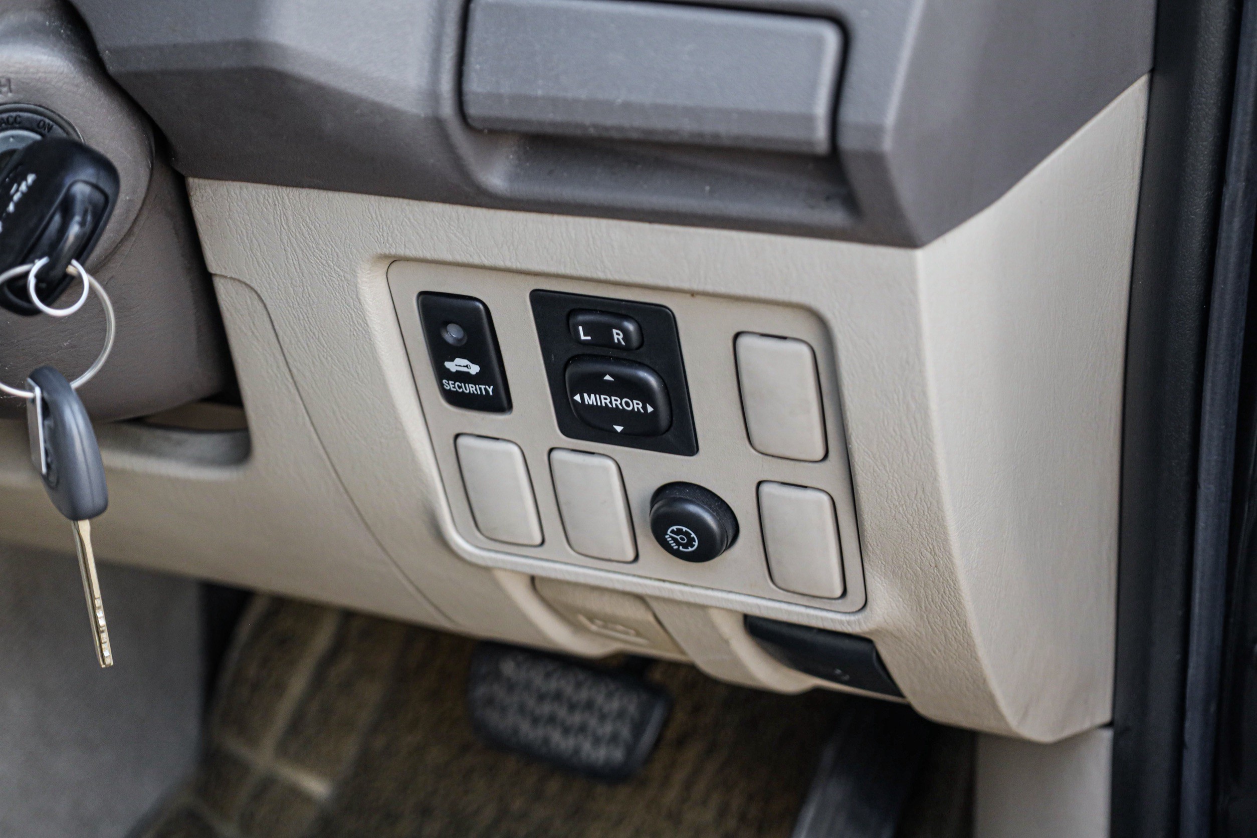 Toyota Fortuner 2.7 V 4WD PF-รถบ้านมือสอง