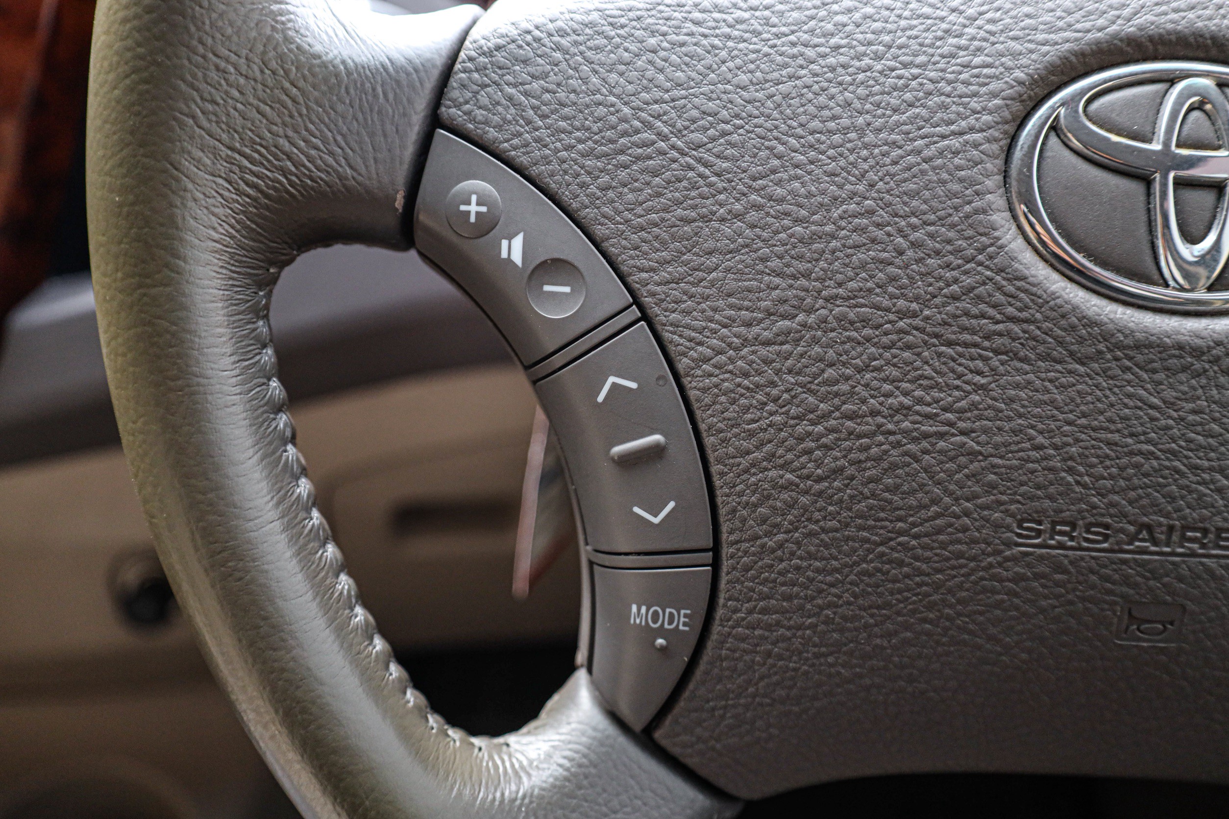 Toyota Fortuner 2.7 V 4WD PF-รถบ้านมือสอง