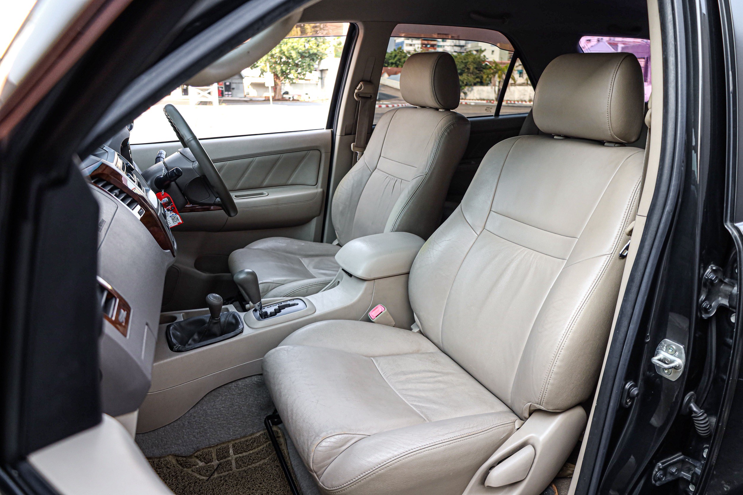 Toyota Fortuner 2.7 V 4WD PF-รถบ้านมือสอง