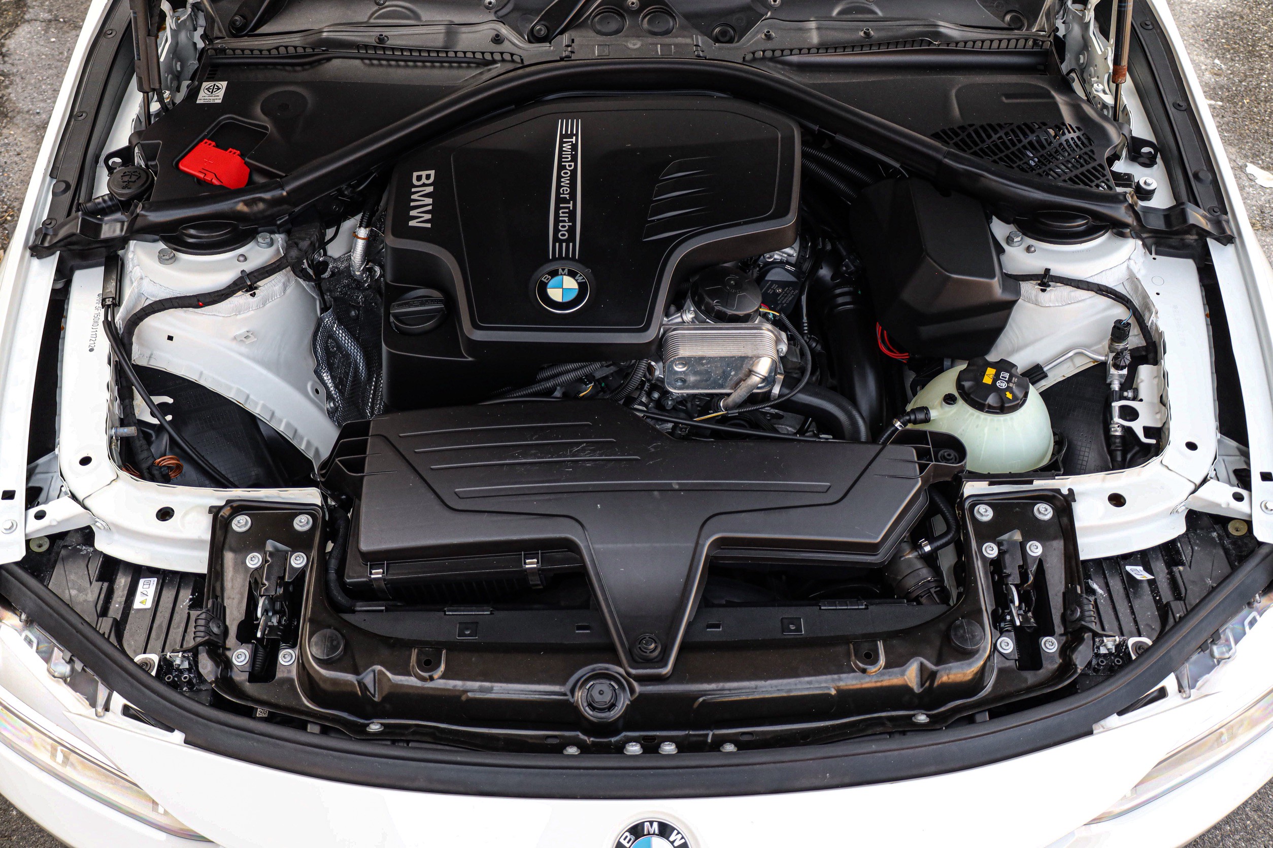 Bmw Series3 320i Sport PF-รถบ้านมือสอง