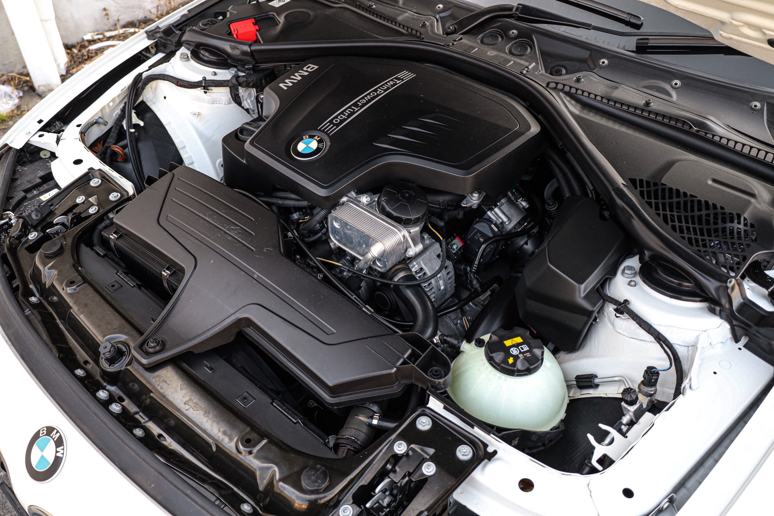 Bmw Series3 320i Sport PF-รถบ้านมือสอง