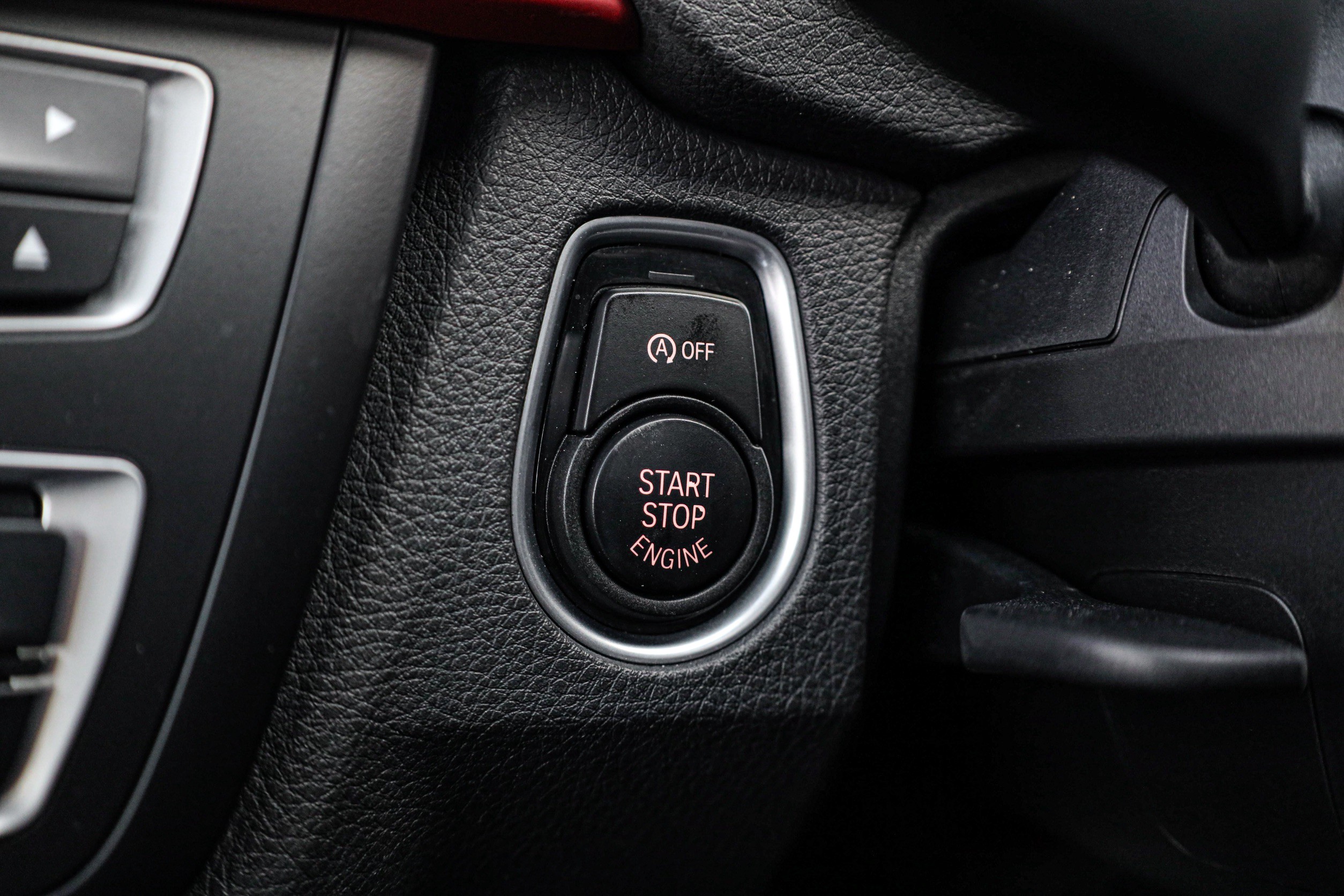 Bmw Series3 320i Sport PF-รถบ้านมือสอง