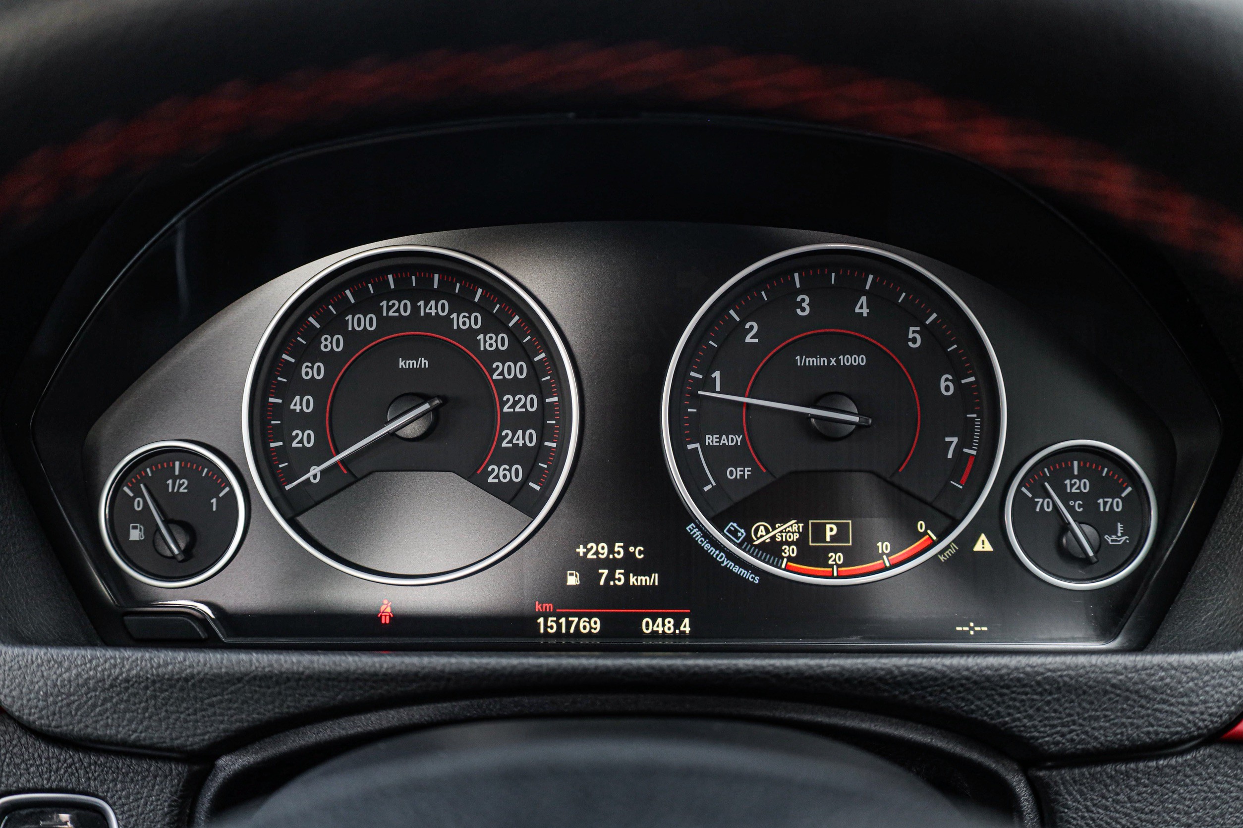 Bmw Series3 320i Sport PF-รถบ้านมือสอง