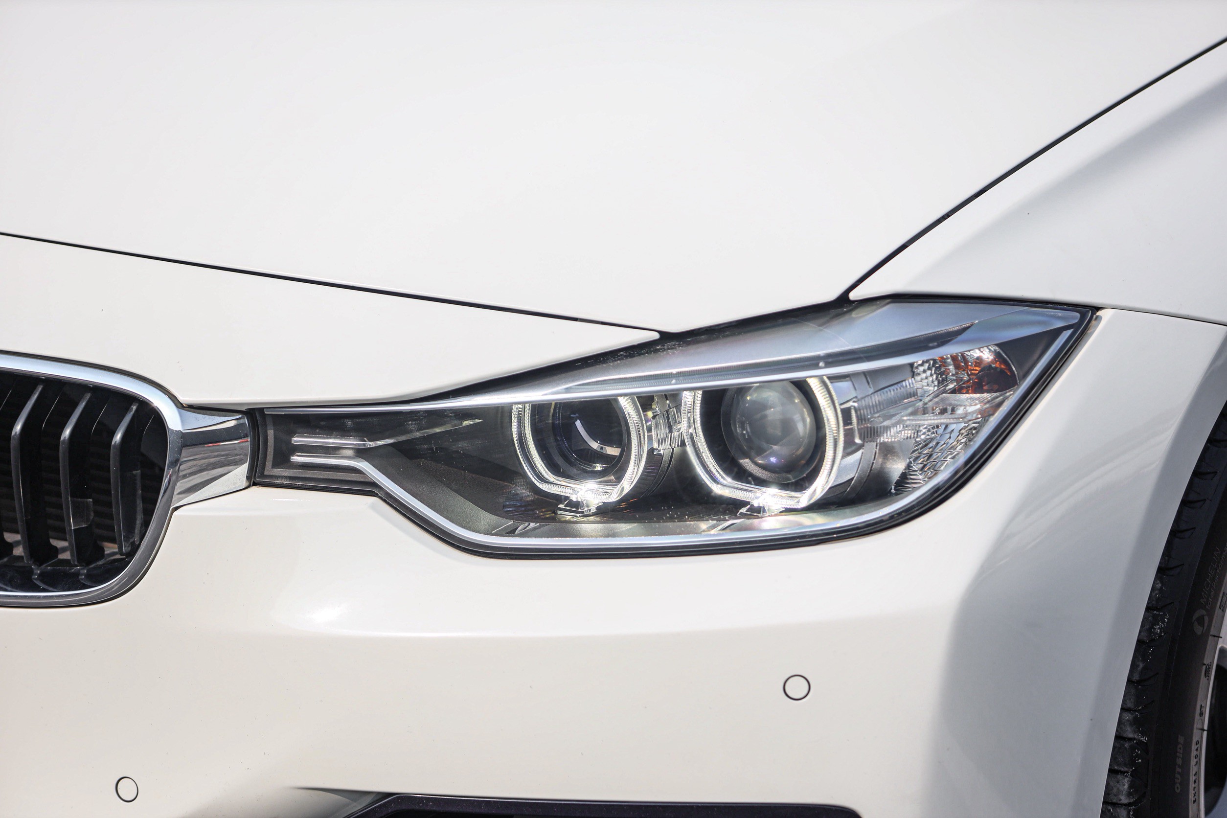 Bmw Series3 320i Sport PF-รถบ้านมือสอง