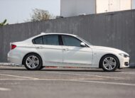 Bmw Series3 320i Sport PF-รถบ้านมือสอง