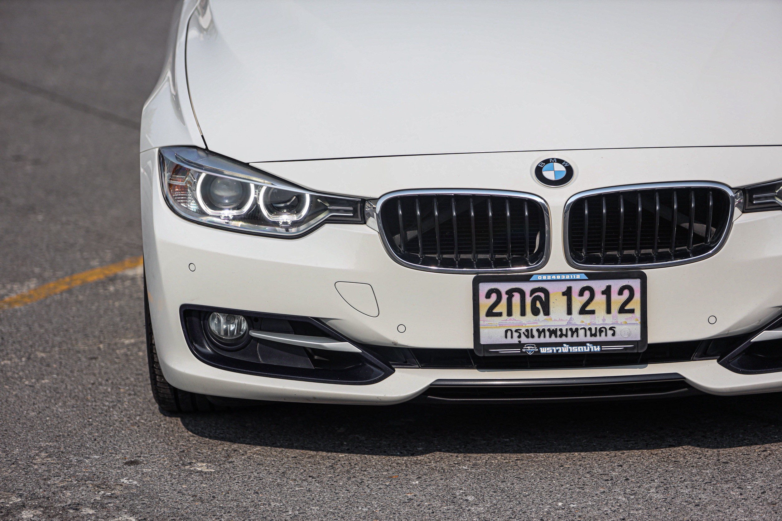 Bmw Series3 320i Sport PF-รถบ้านมือสอง