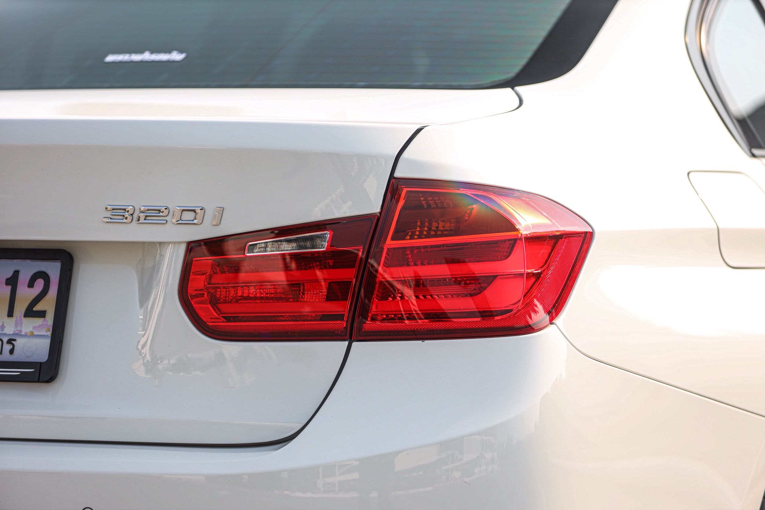 Bmw Series3 320i Sport PF-รถบ้านมือสอง