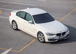Bmw Series3 320i Sport PF-รถบ้านมือสอง