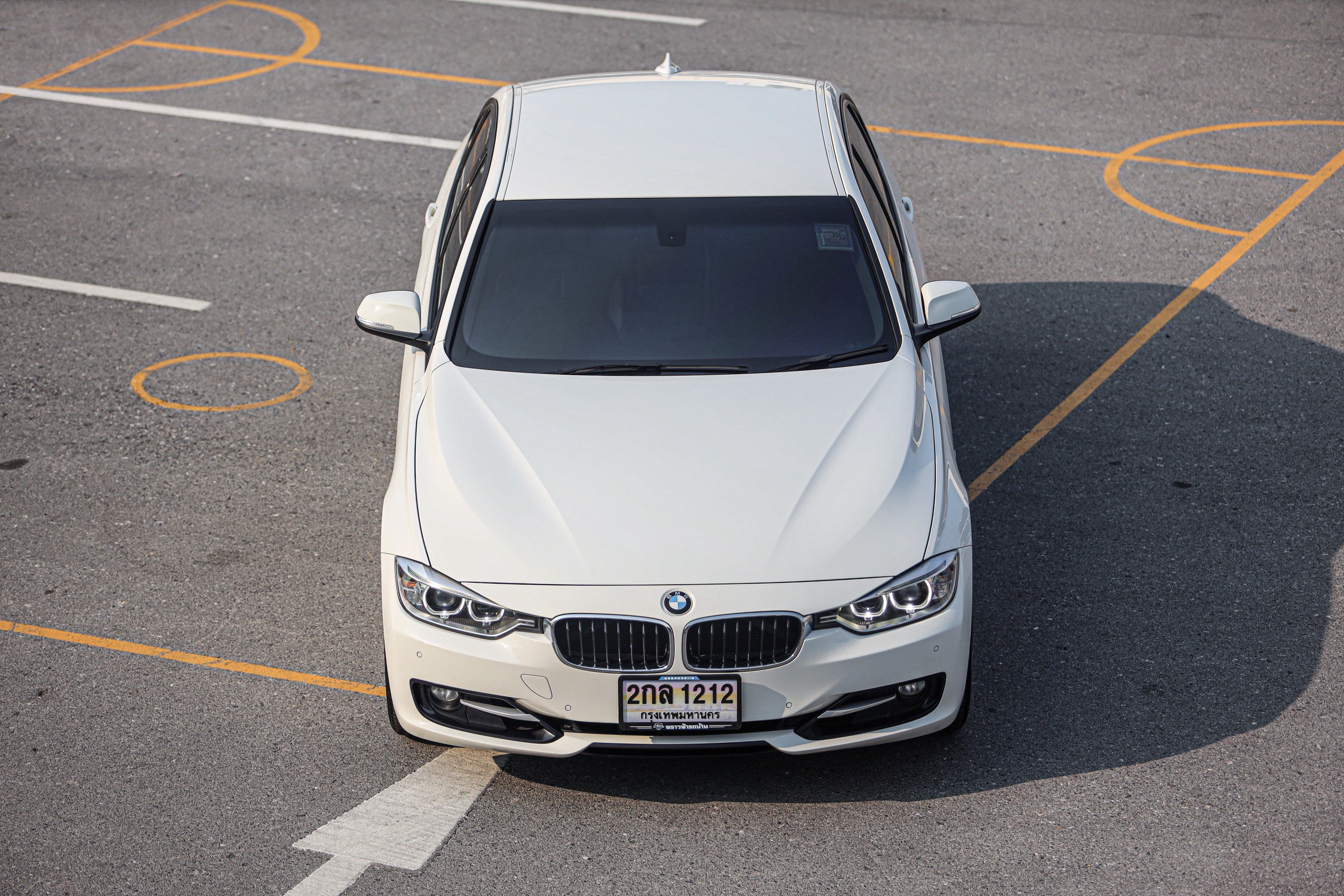 Bmw Series3 320i Sport PF-รถบ้านมือสอง