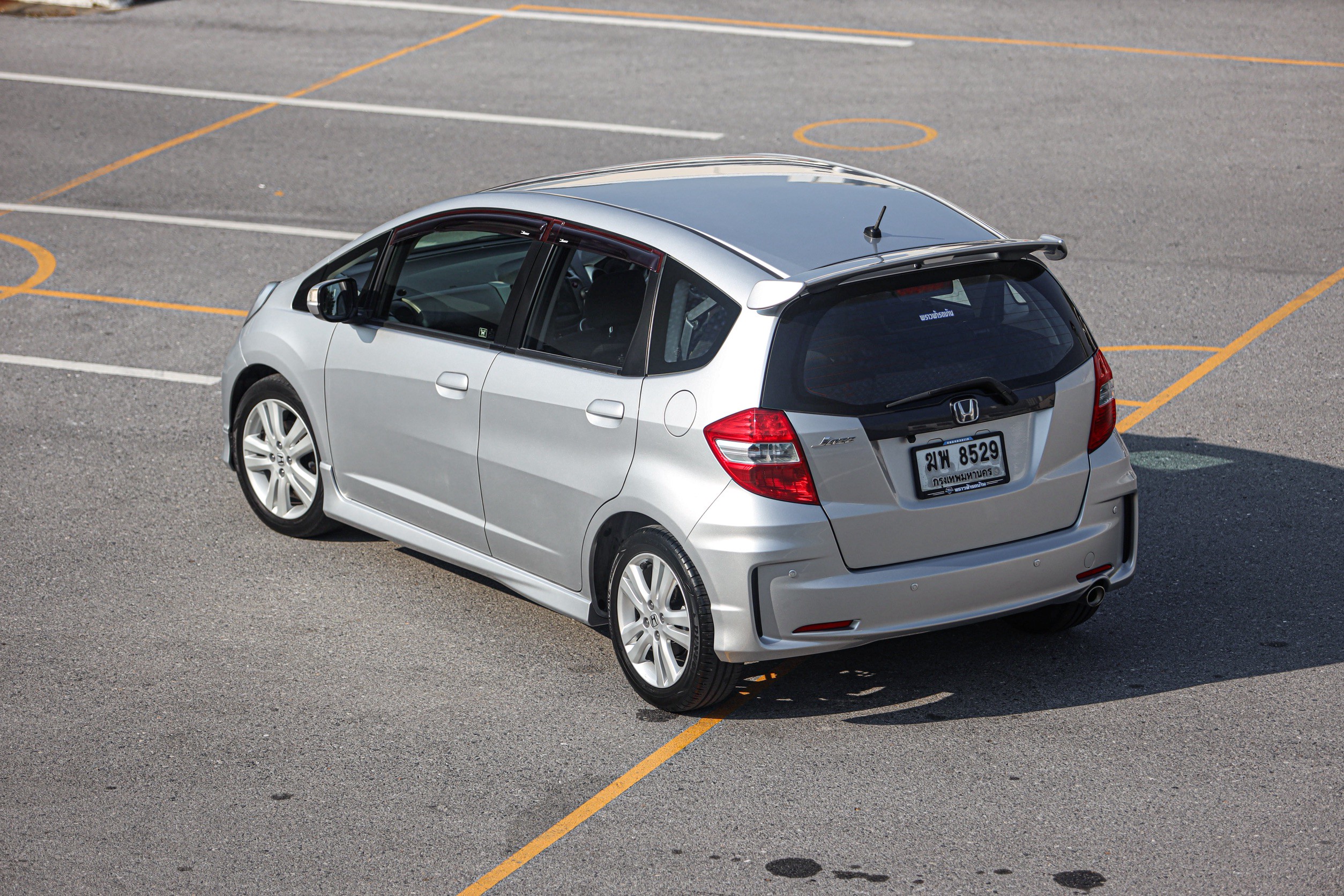 Honda Jazz Ge Japan AT PF-รถบ้านมือสอง