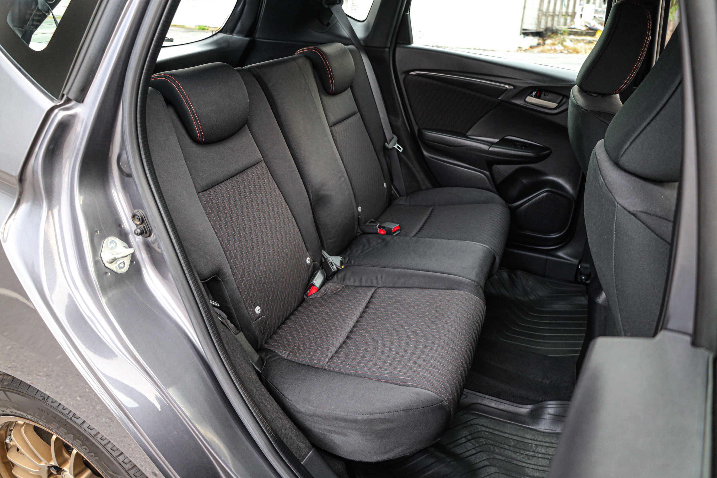 Honda Jazz GK RS PF-รถบ้านมือสอง