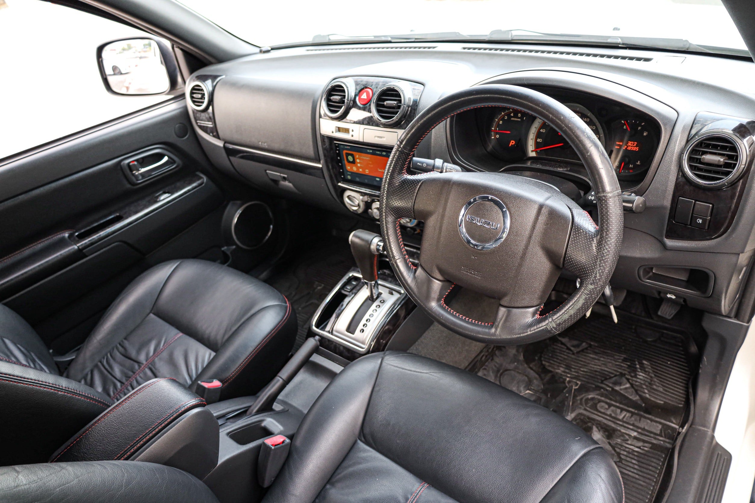 Isuzu Mu-7 3.0 Choiz PF-รถบ้านมือสอง