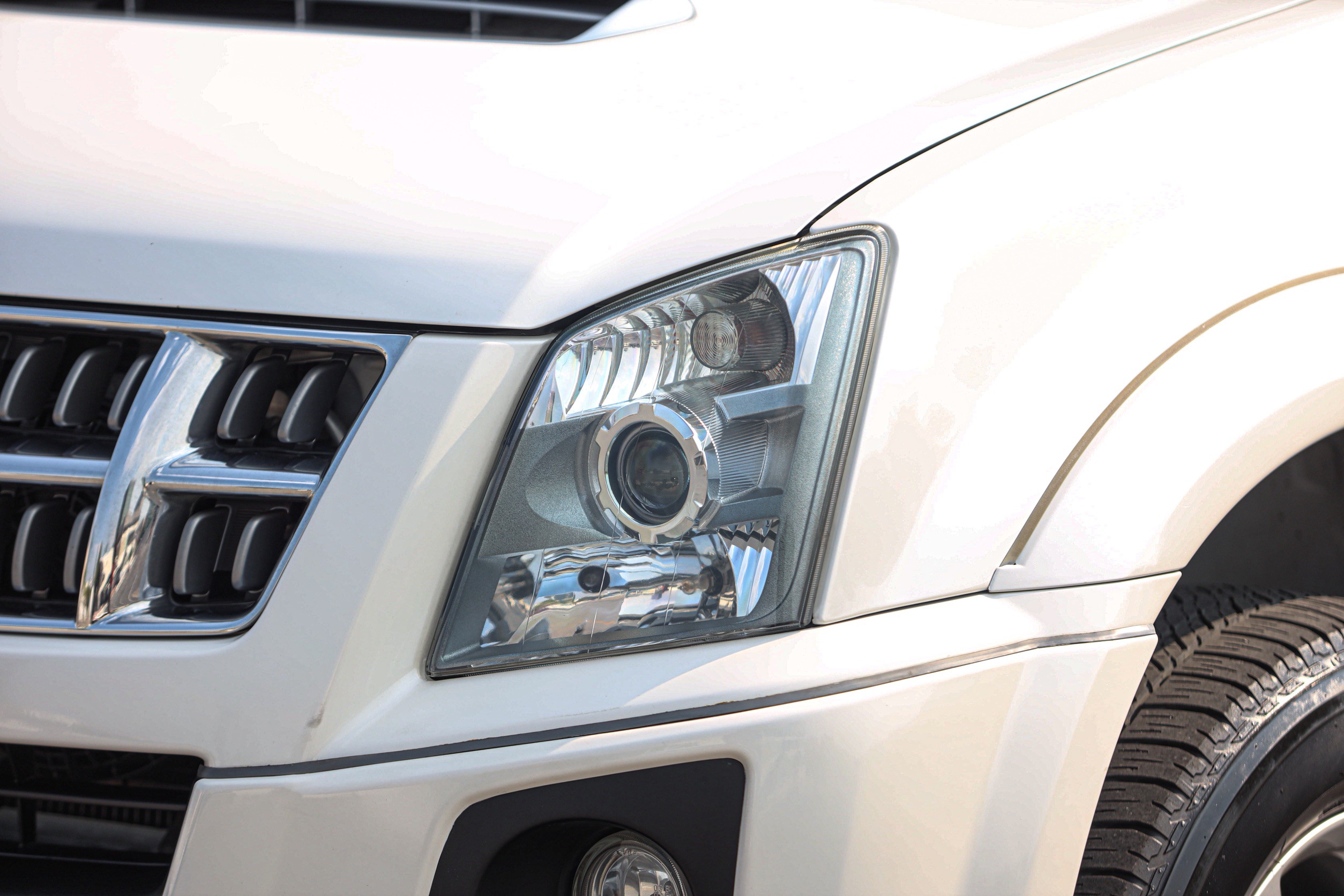 Isuzu Mu-7 3.0 Choiz PF-รถบ้านมือสอง