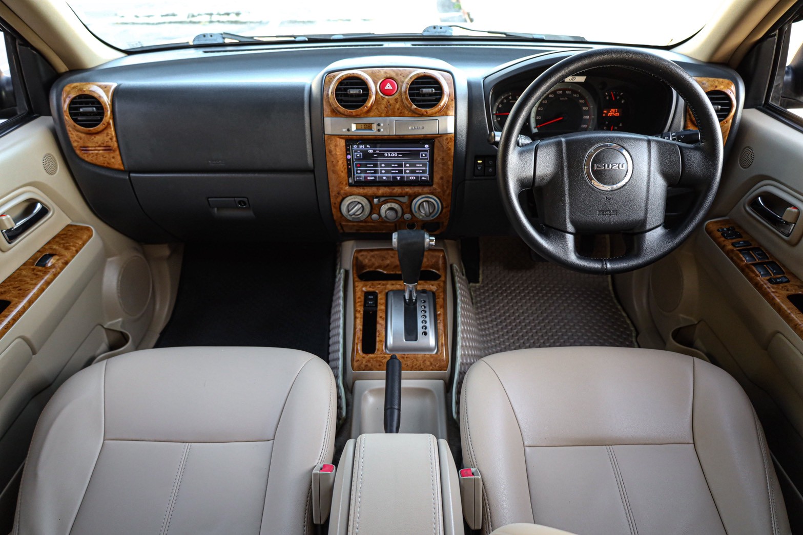 Isuzu Mu-7 3.0 Primo PF-รถบ้านมือสอง