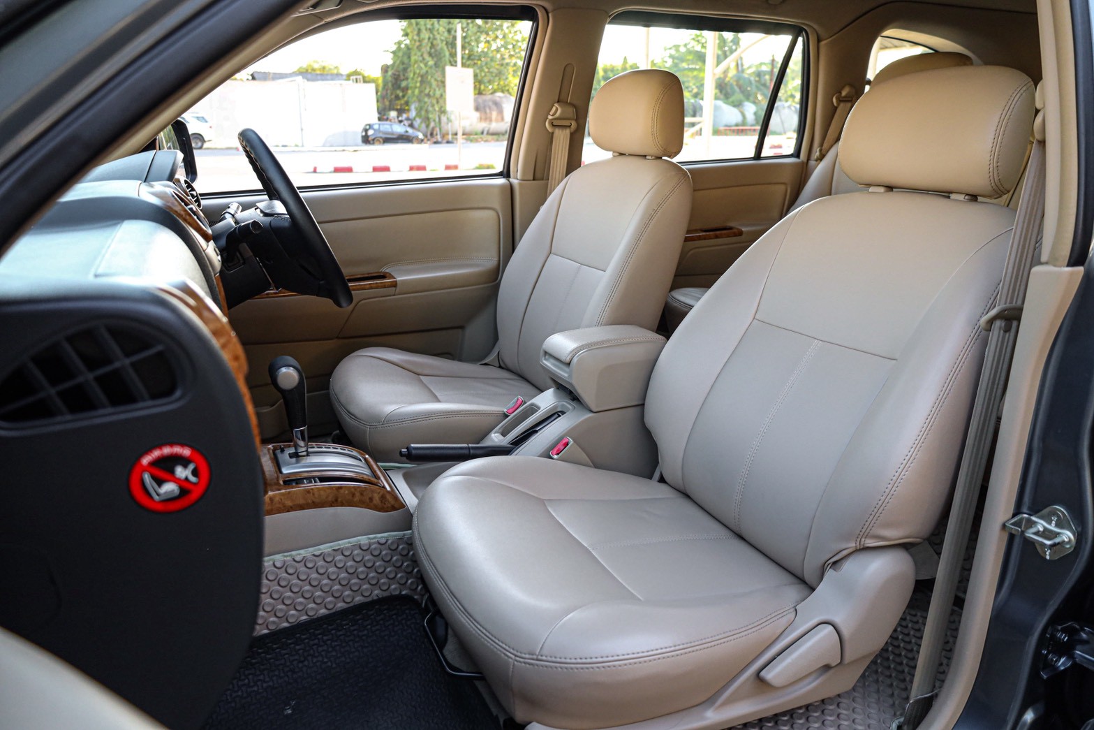 Isuzu Mu-7 3.0 Primo PF-รถบ้านมือสอง