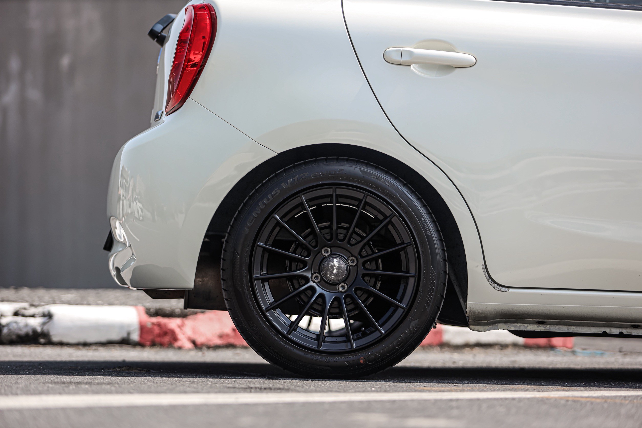 Nissan March E AT PF-รถบ้านมือสอง