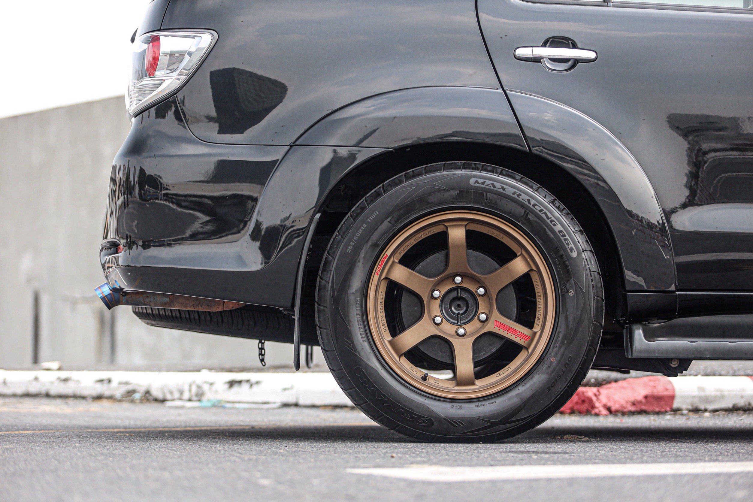 Toyota Fortuner 3.0 V PF-รถบ้านมือสอง