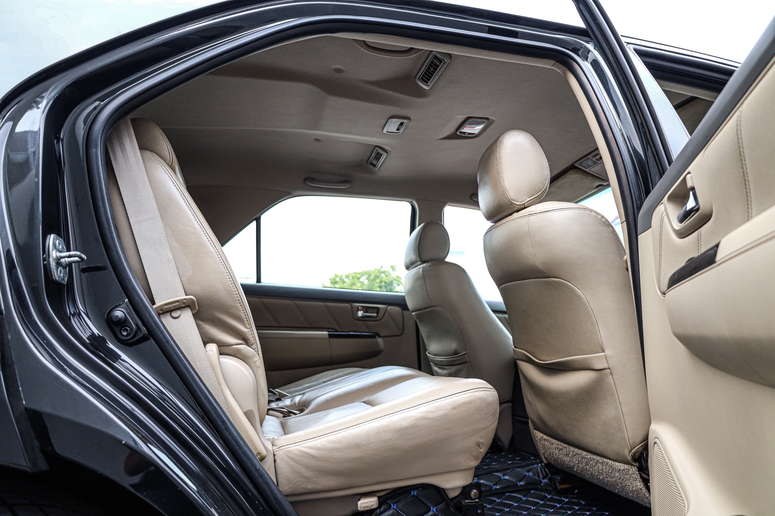 Toyota Fortuner 3.0 V PF-รถบ้านมือสอง